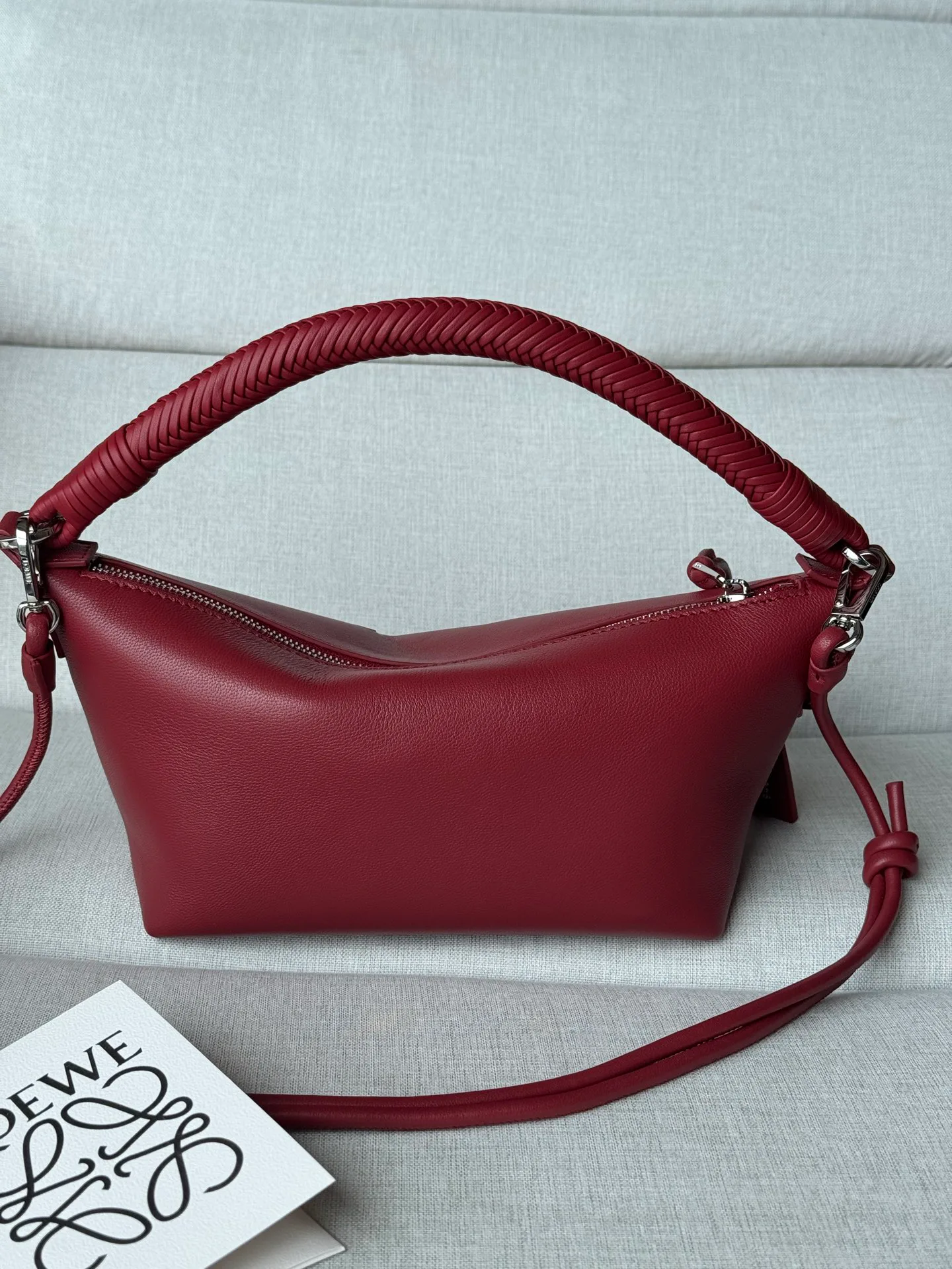 Women's Classic Handbags LOEWE 17887374