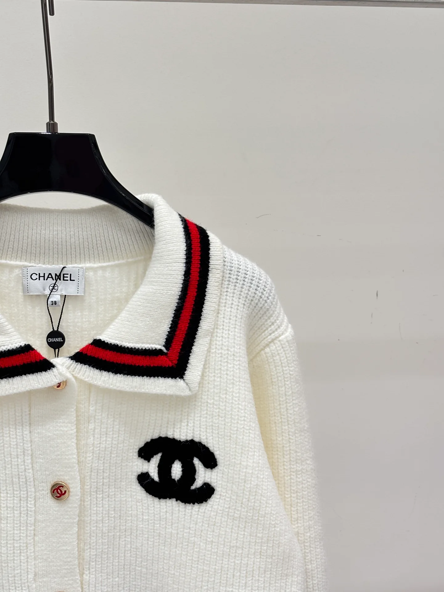 Women's Jumpers And Sweaters CHANEL 18032612