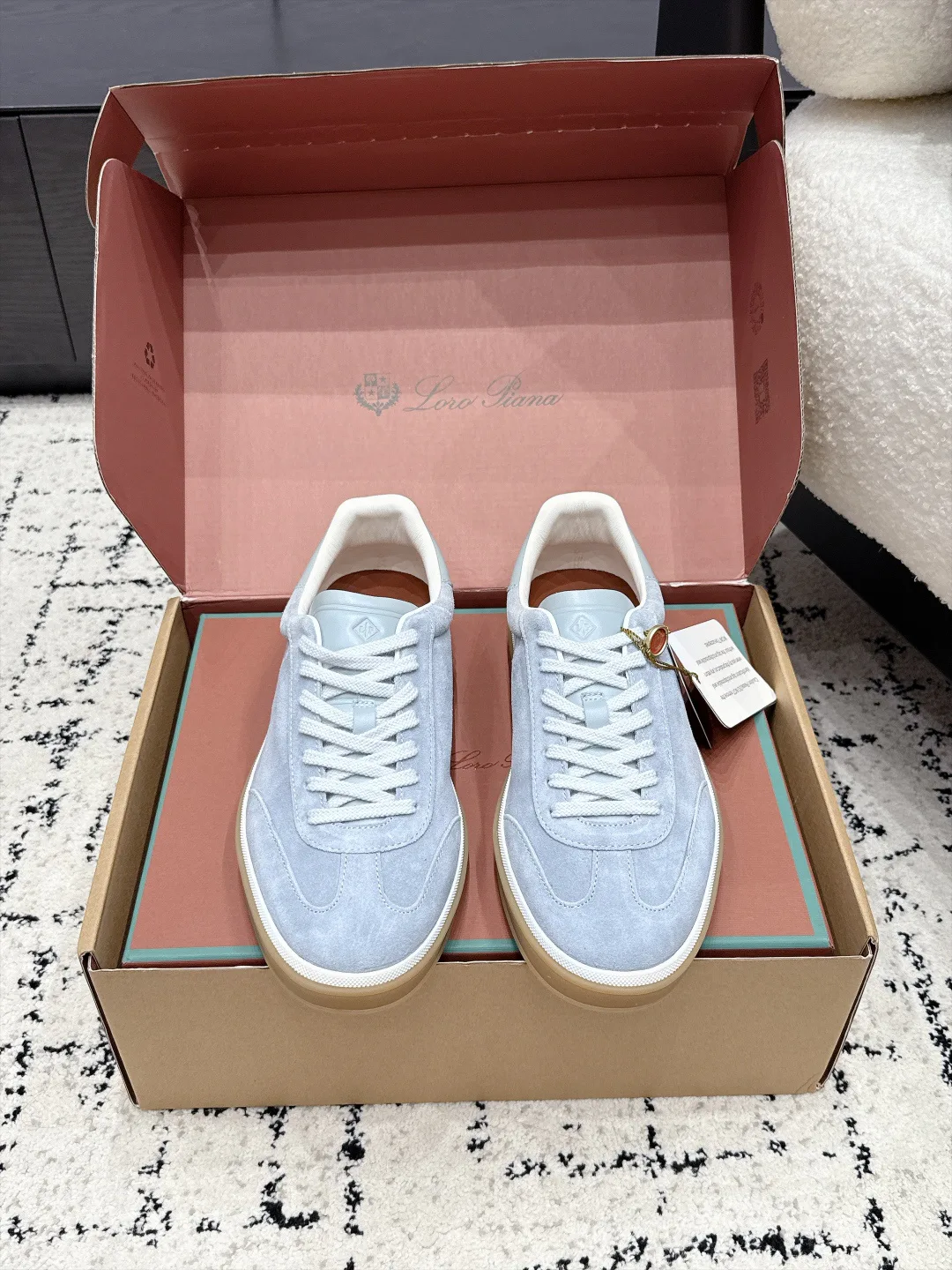 Women's Sneakers LORO PIANA 18133284