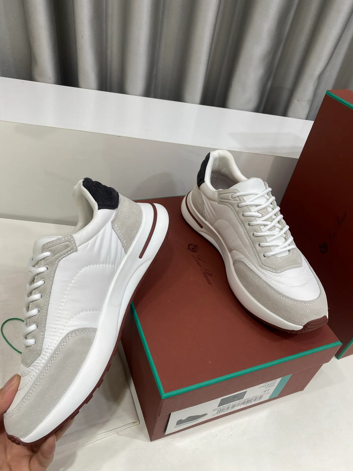 Men's Sneakers LORO PIANA 17485931