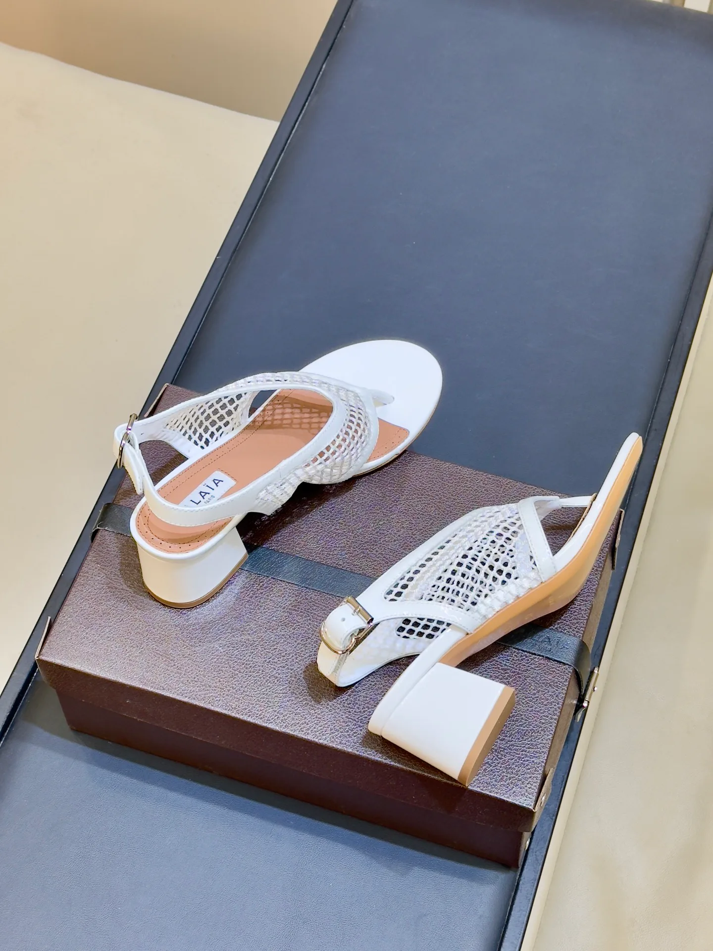 Women's Open-Toe Sandals ALAIA 18073476