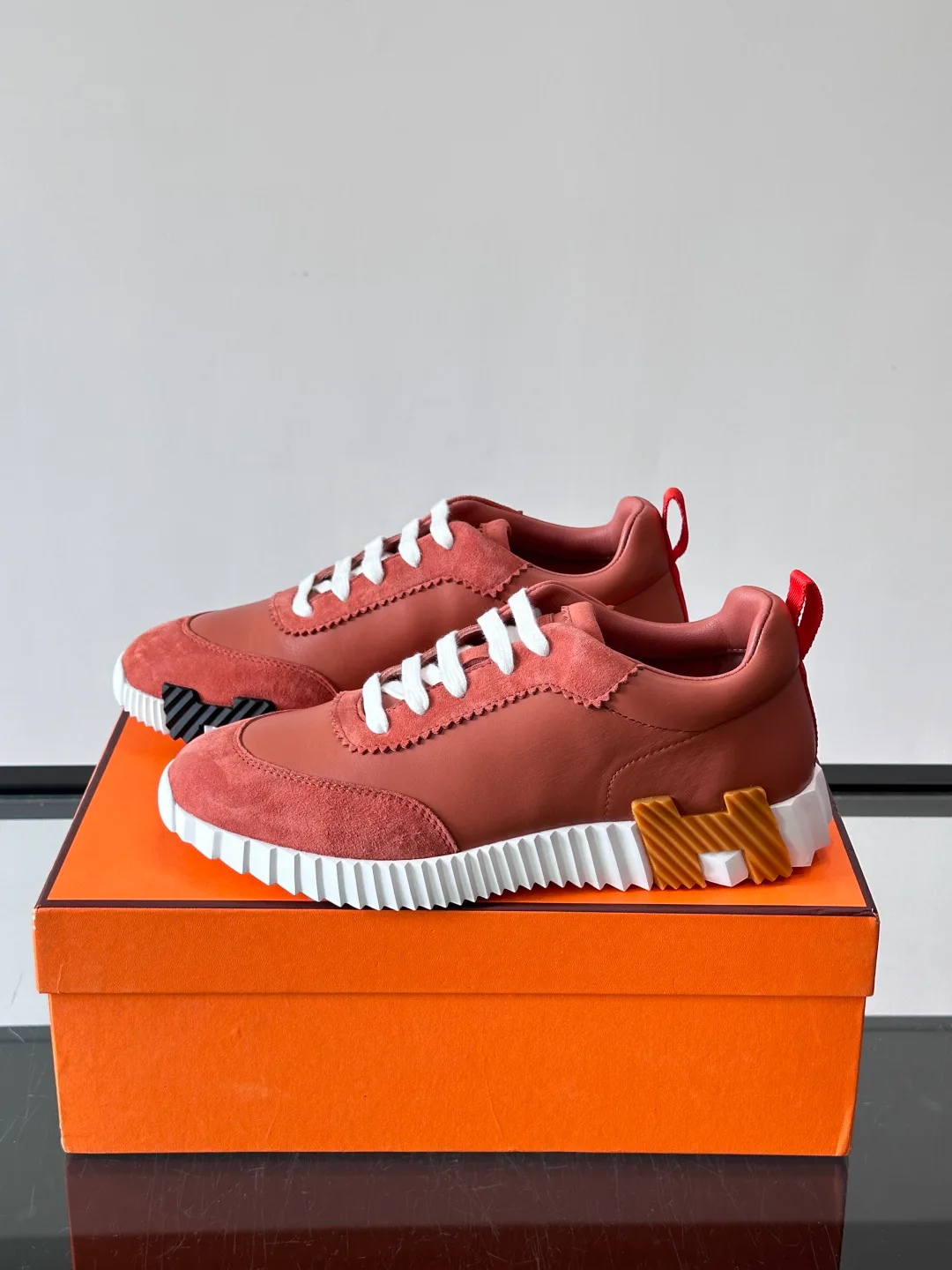 Men's Sneakers HERMES 18102593