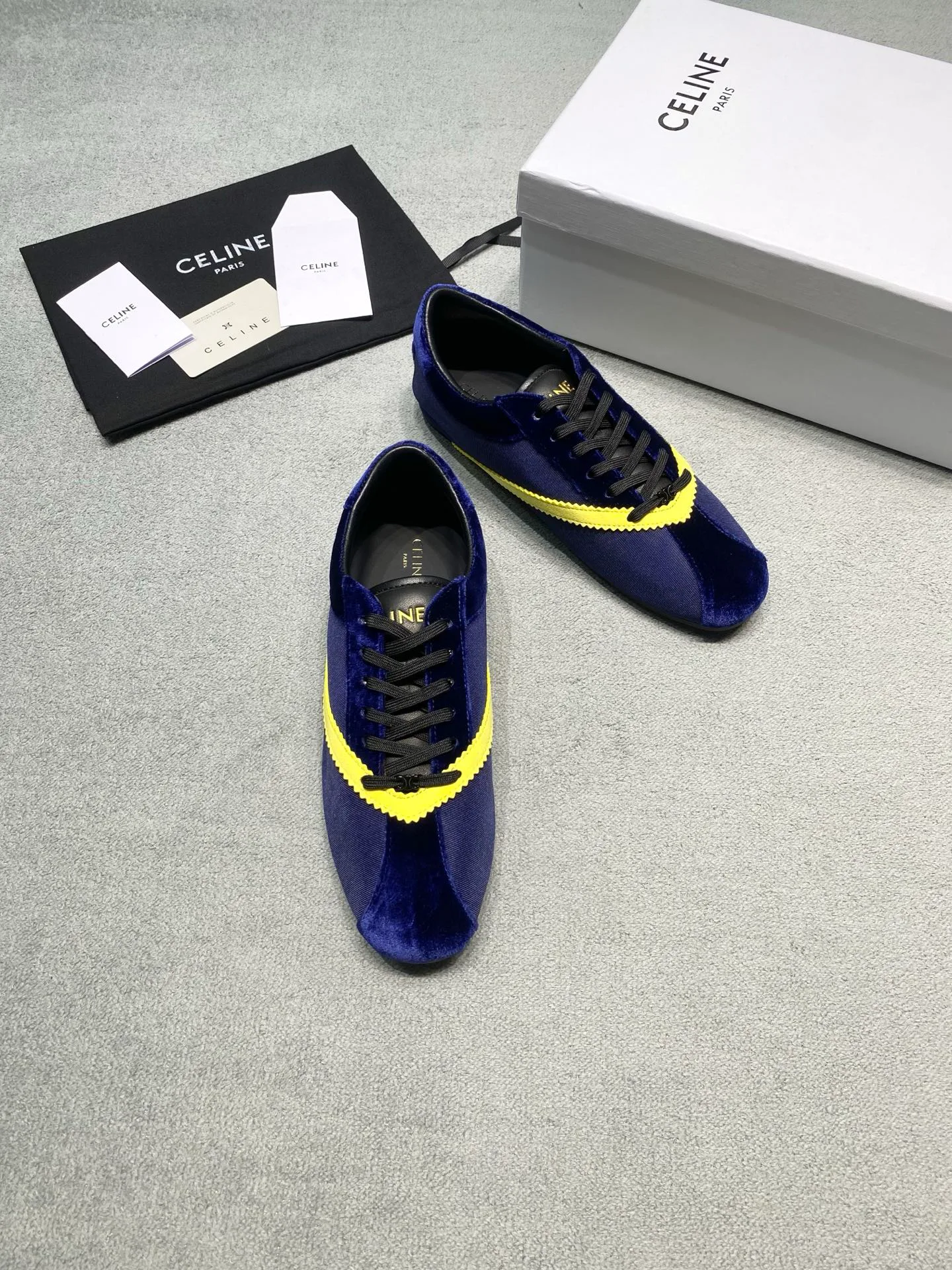Women's Sneakers CELINE 17433733