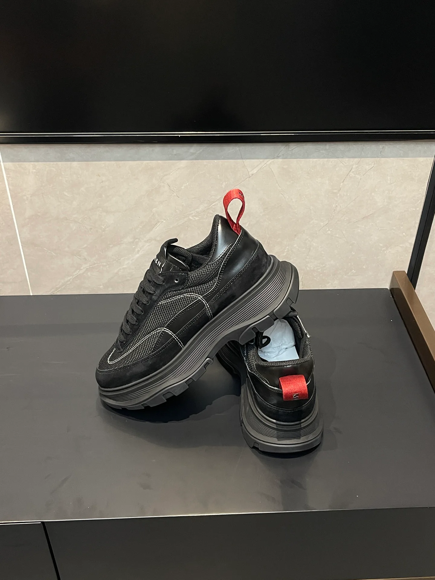 Women's Sneakers ALEXANDER MCQUEEN 18363947