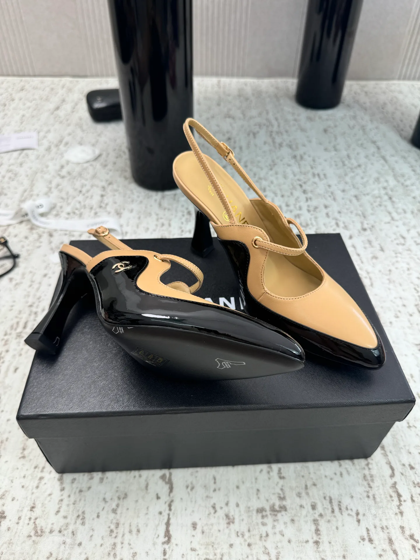 Women's Heels CHANEL 19576932