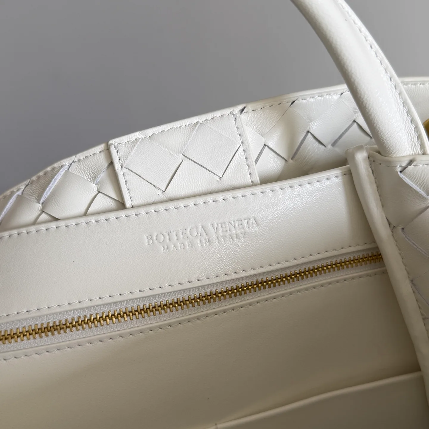 Women's Classic Handbags BOTTEGA VENETA 17934582