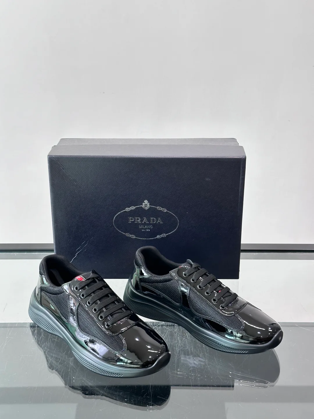 Men's Sneakers PRADA 18119246
