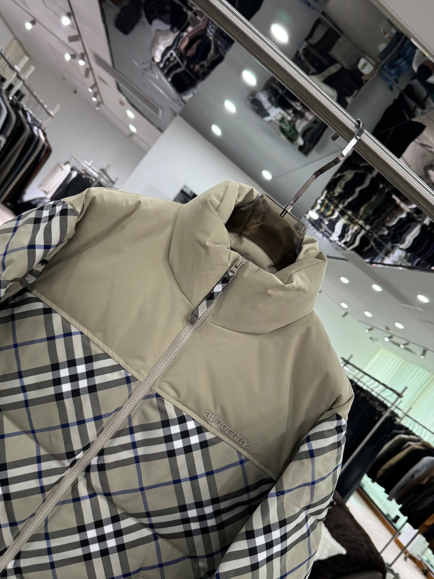 Men's Jackets And Down Jackets BURBERRY 18084200