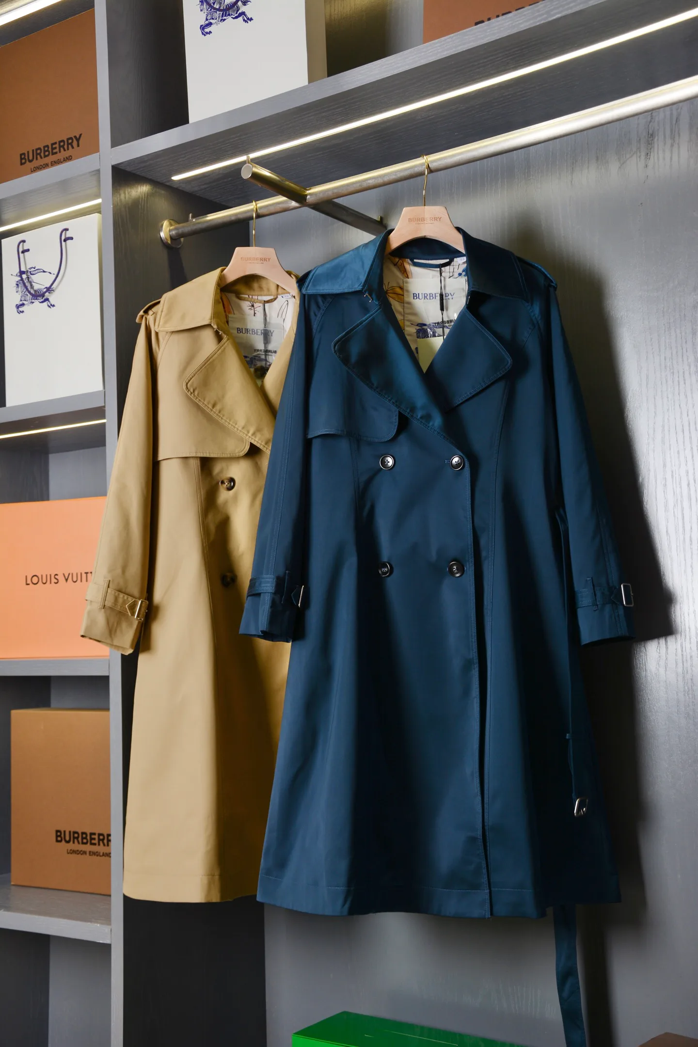 Women's Trench Coats BURBERRY 17906709