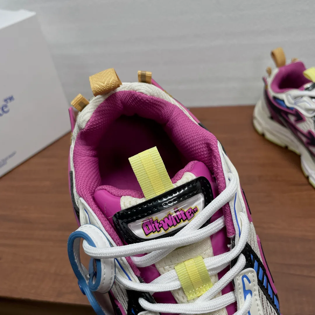 Women's Sneakers OFF-WHITE 18100777