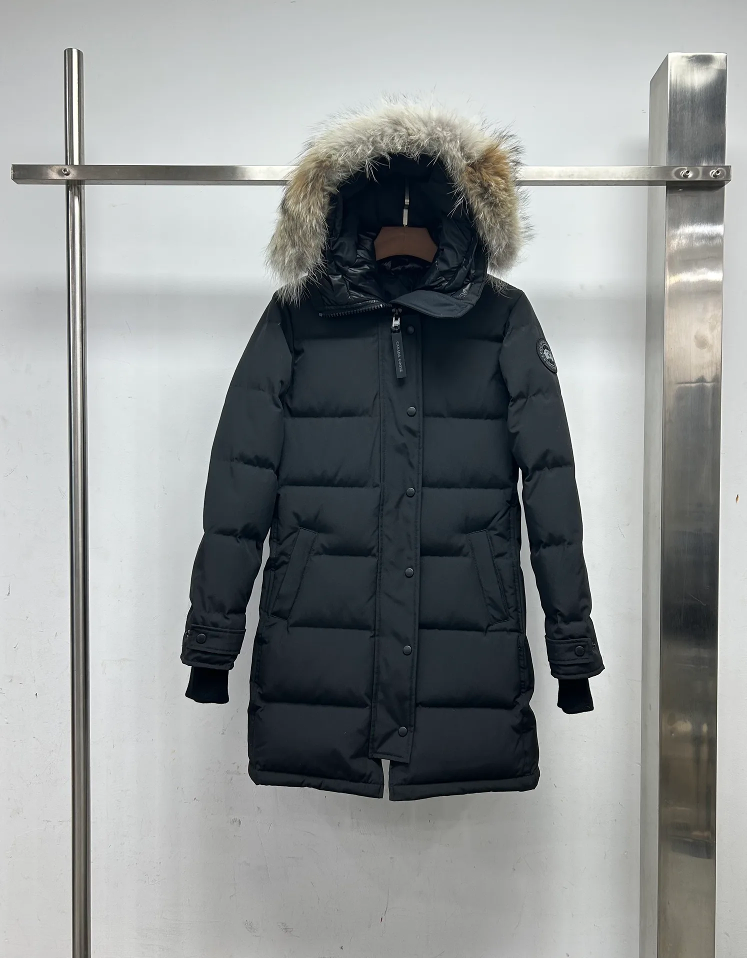 Women's Jackets And Down Jackets CANADA GOOSE 18188607
