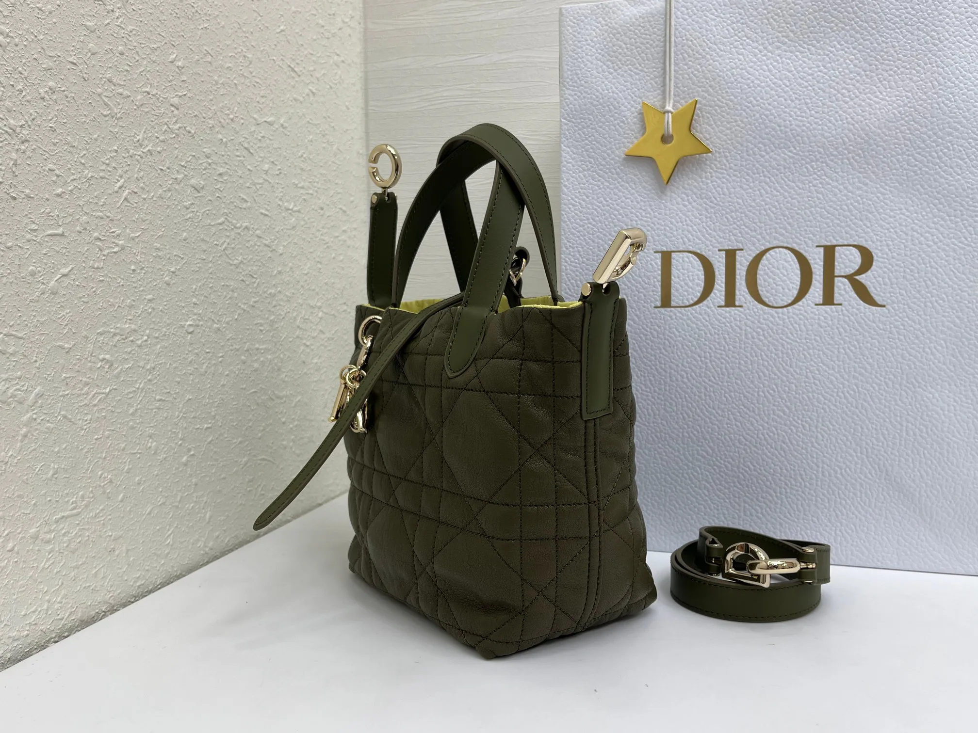 Women's Classic Handbags CHRISTIAN DIOR 17345158