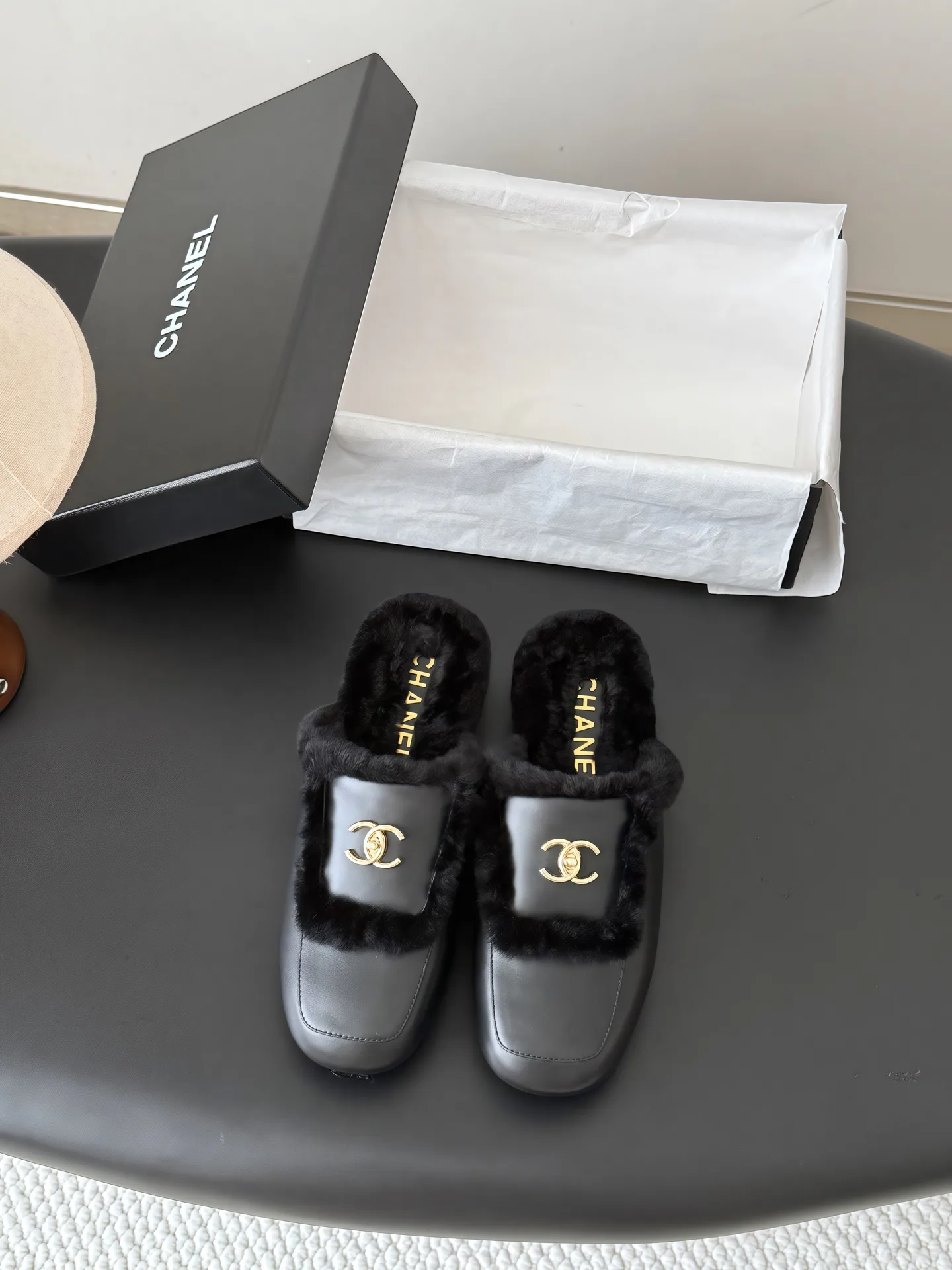 Women's Mules And Clogs CHANEL 18139398