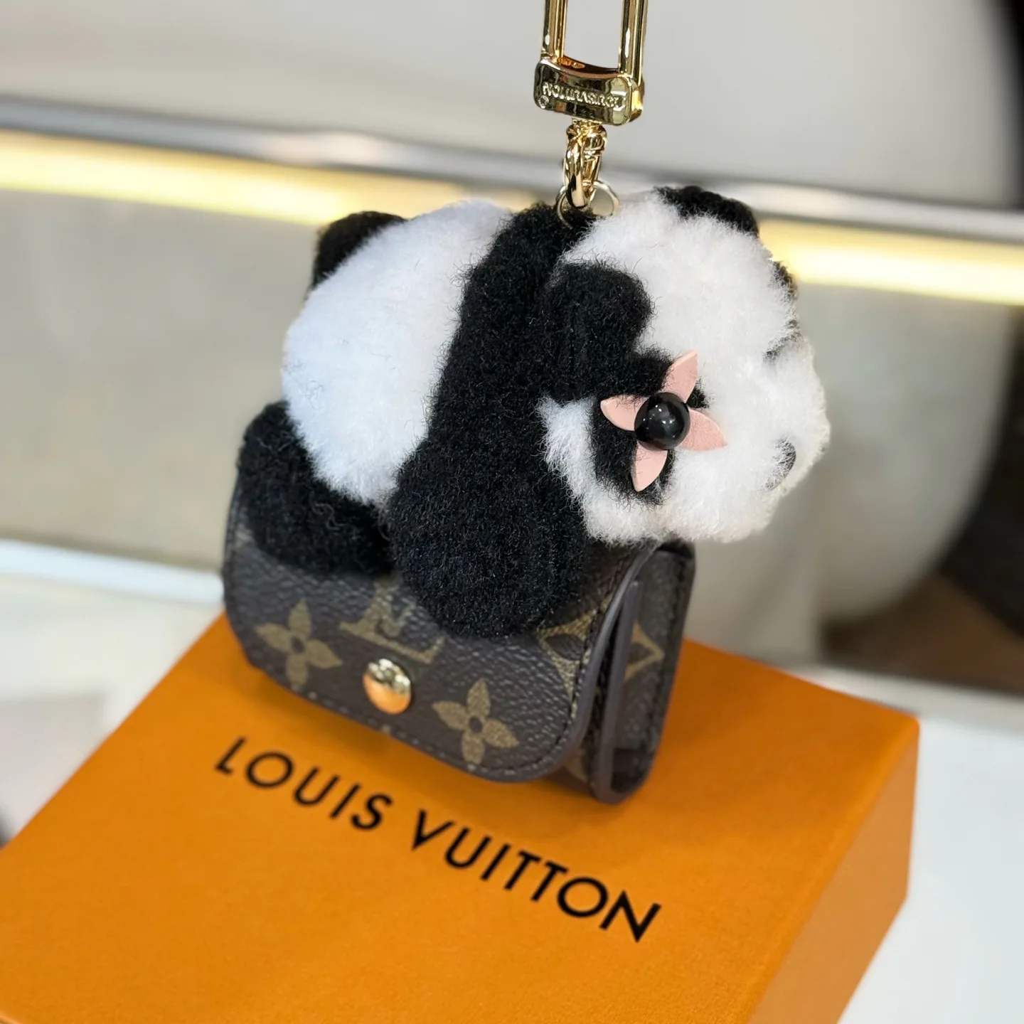 Key Cases LOUIS VUITTON 18013506