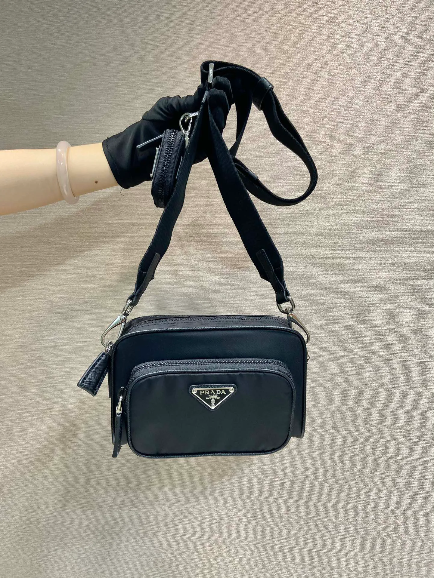 Сумки На Ремне Женские Prada 18585455
