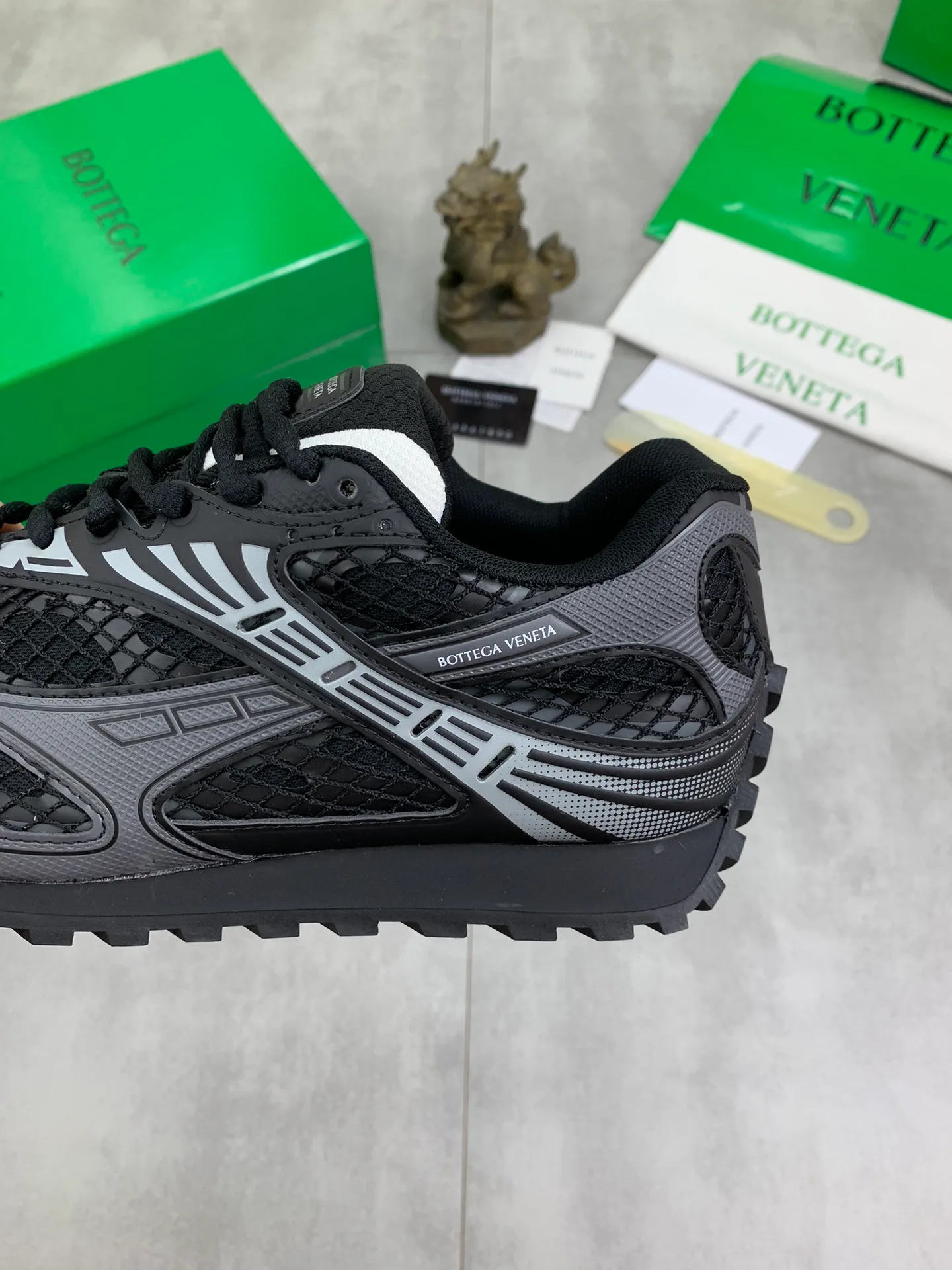 Women's Sneakers BOTTEGA VENETA 18365165