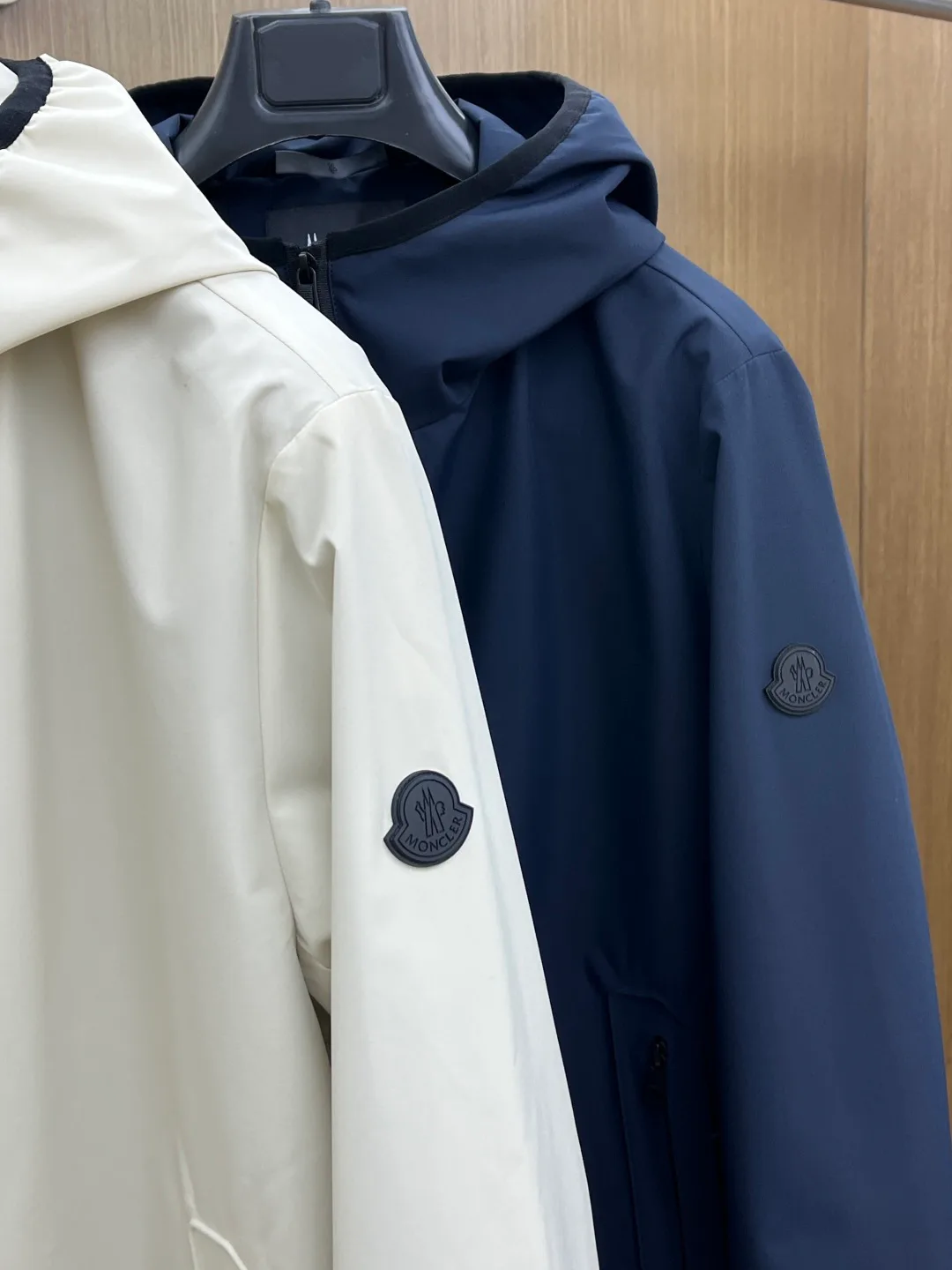 Men's Jackets And Down Jackets MONCLER 17410561