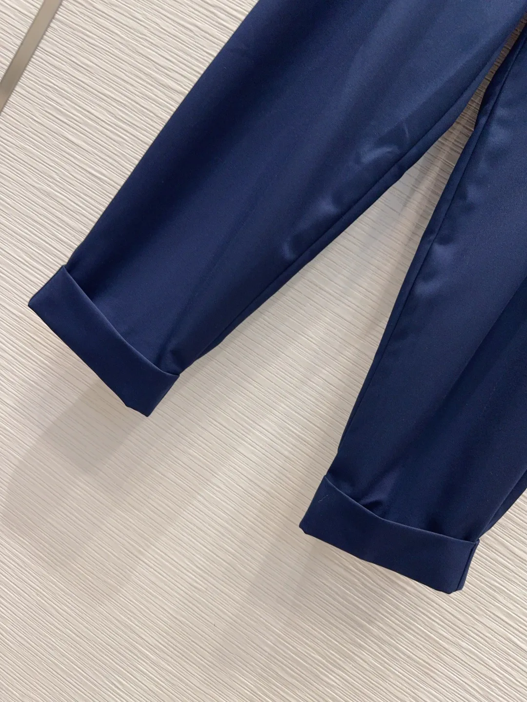 Women's Trousers CHANEL 18138163
