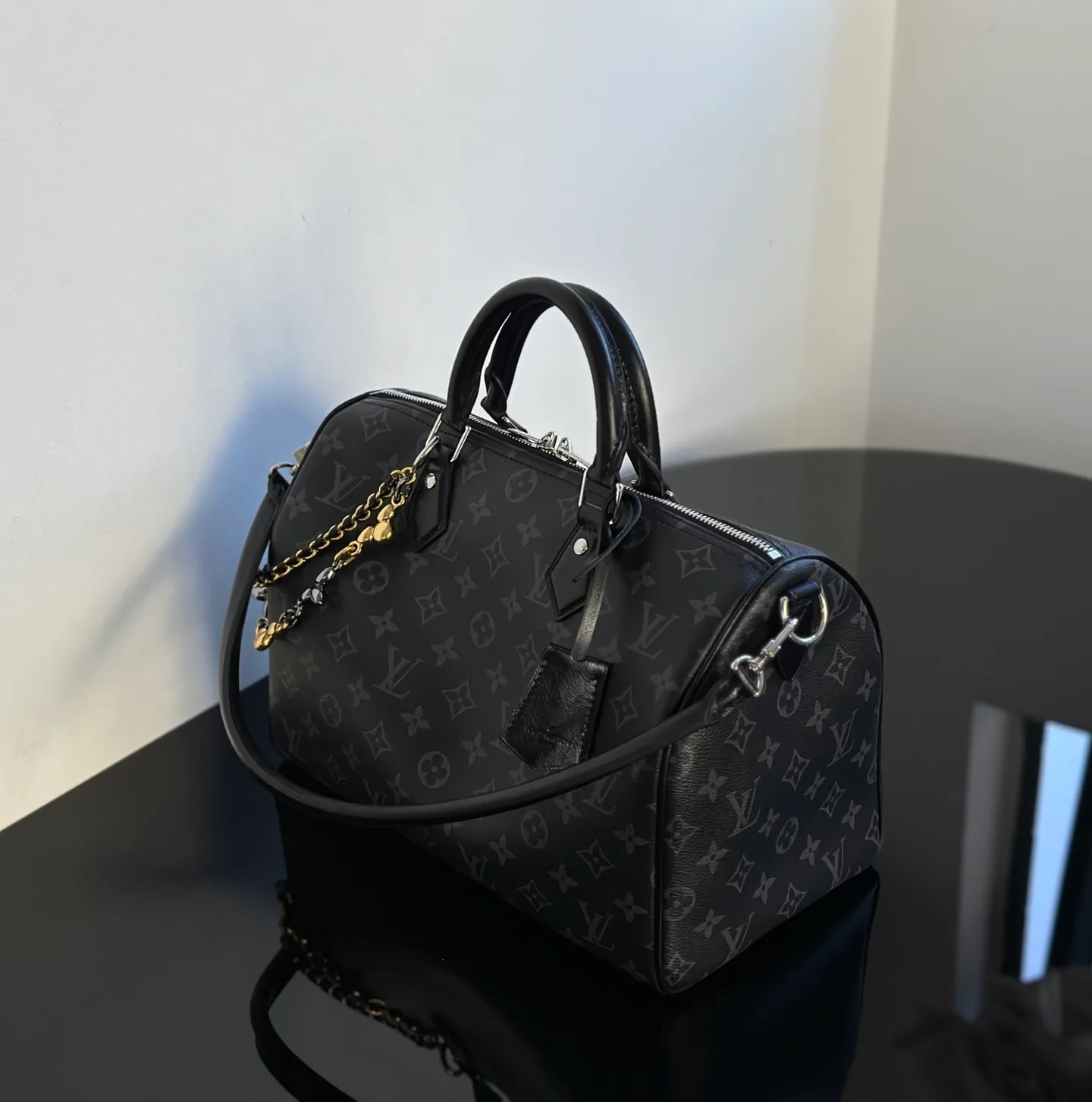 Women's Classic Handbags LOUIS VUITTON 18376592