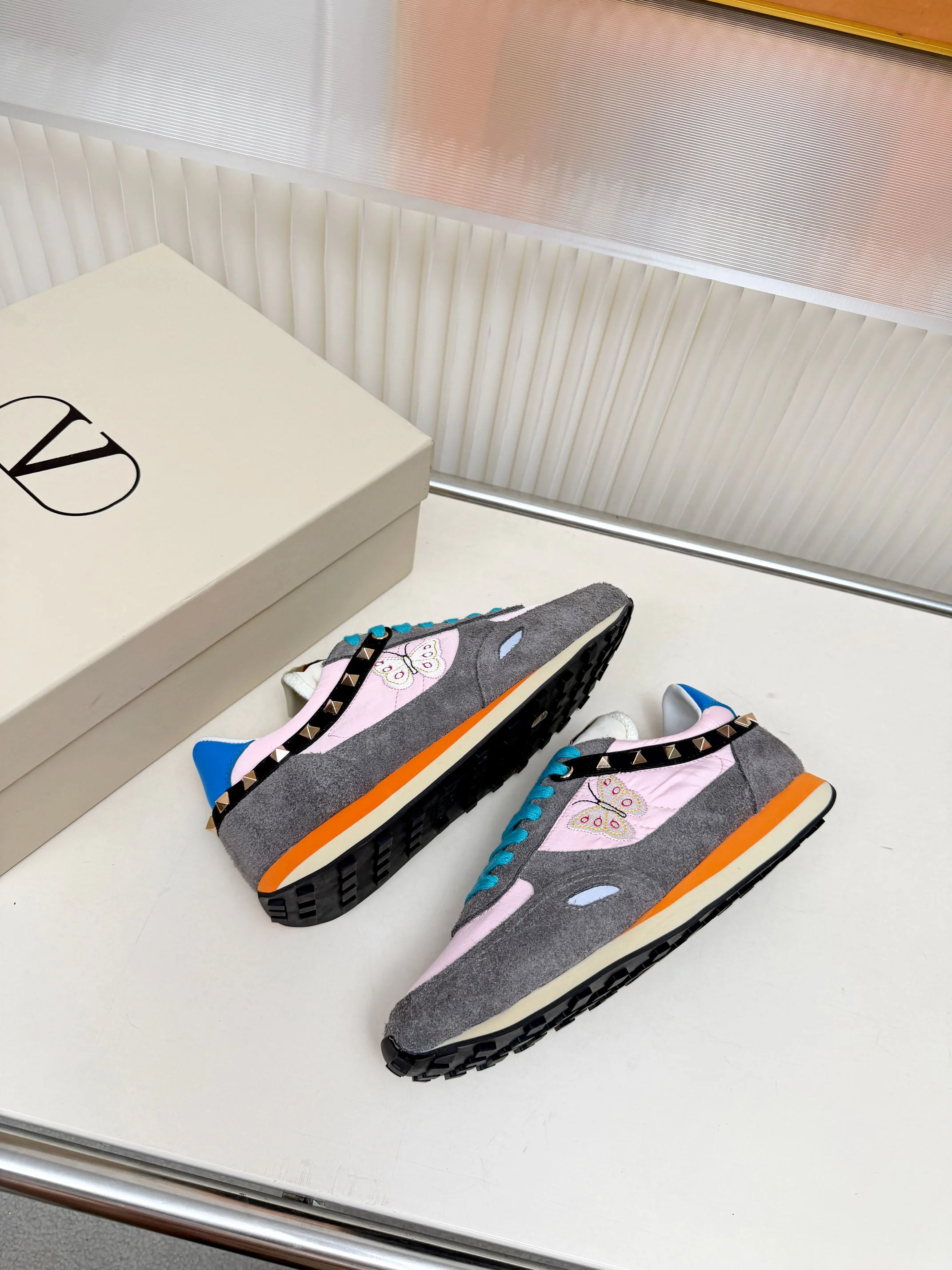Women's Sneakers VALENTINO 18212007