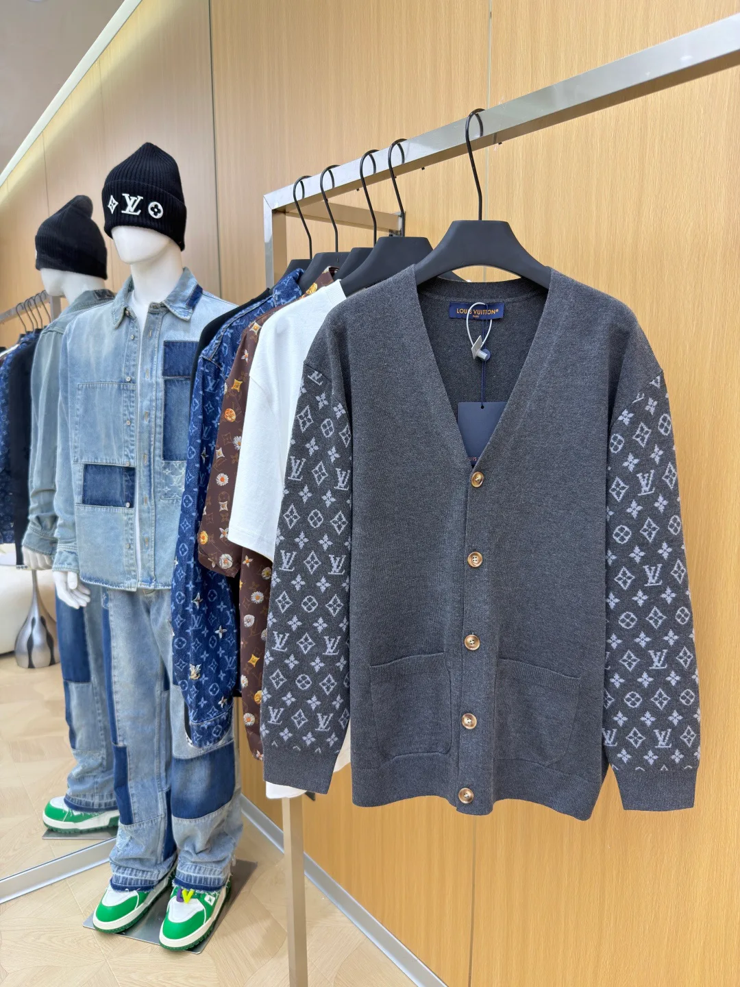 Men's Jumpers And Sweaters LOUIS VUITTON 17740874