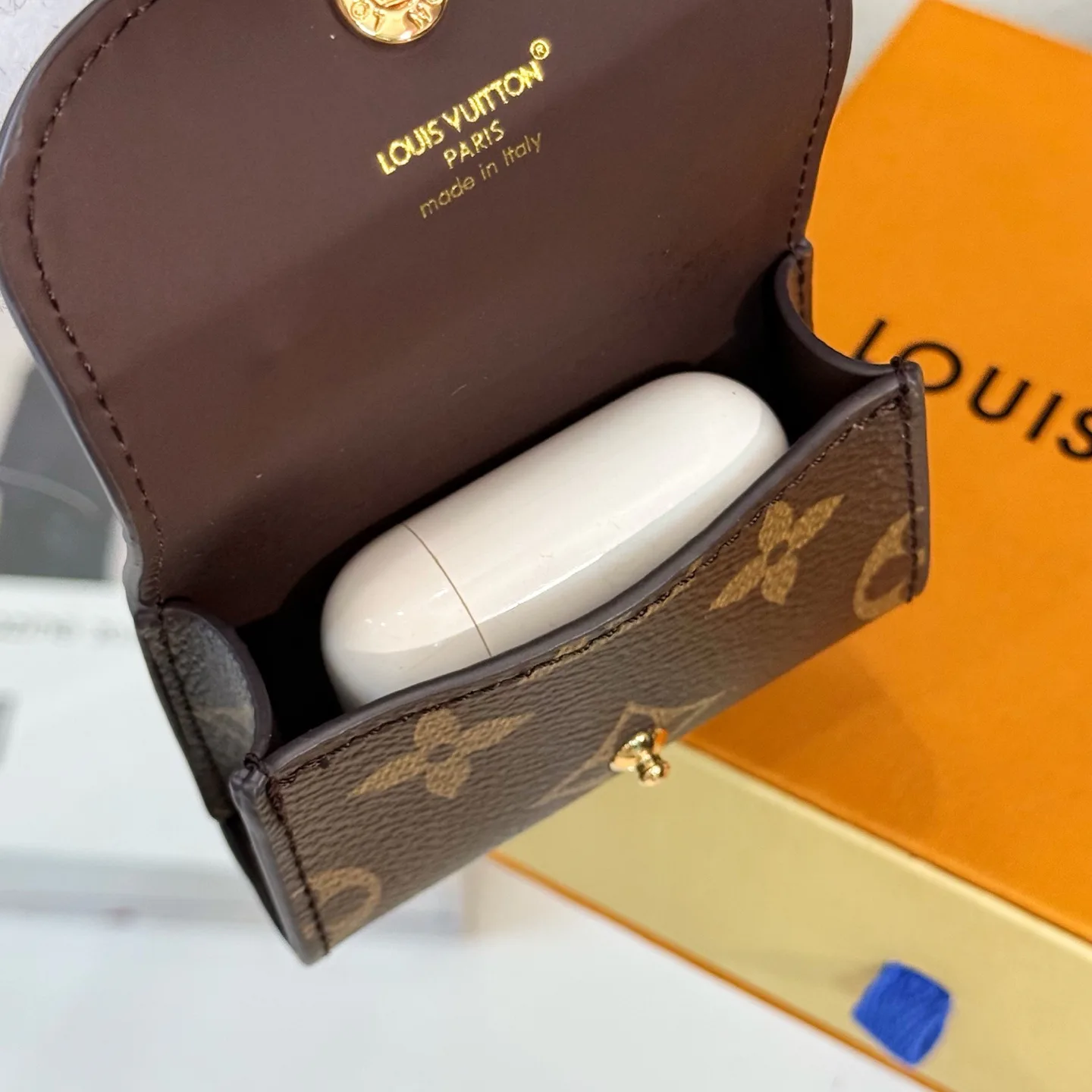 Key Cases LOUIS VUITTON 18013506