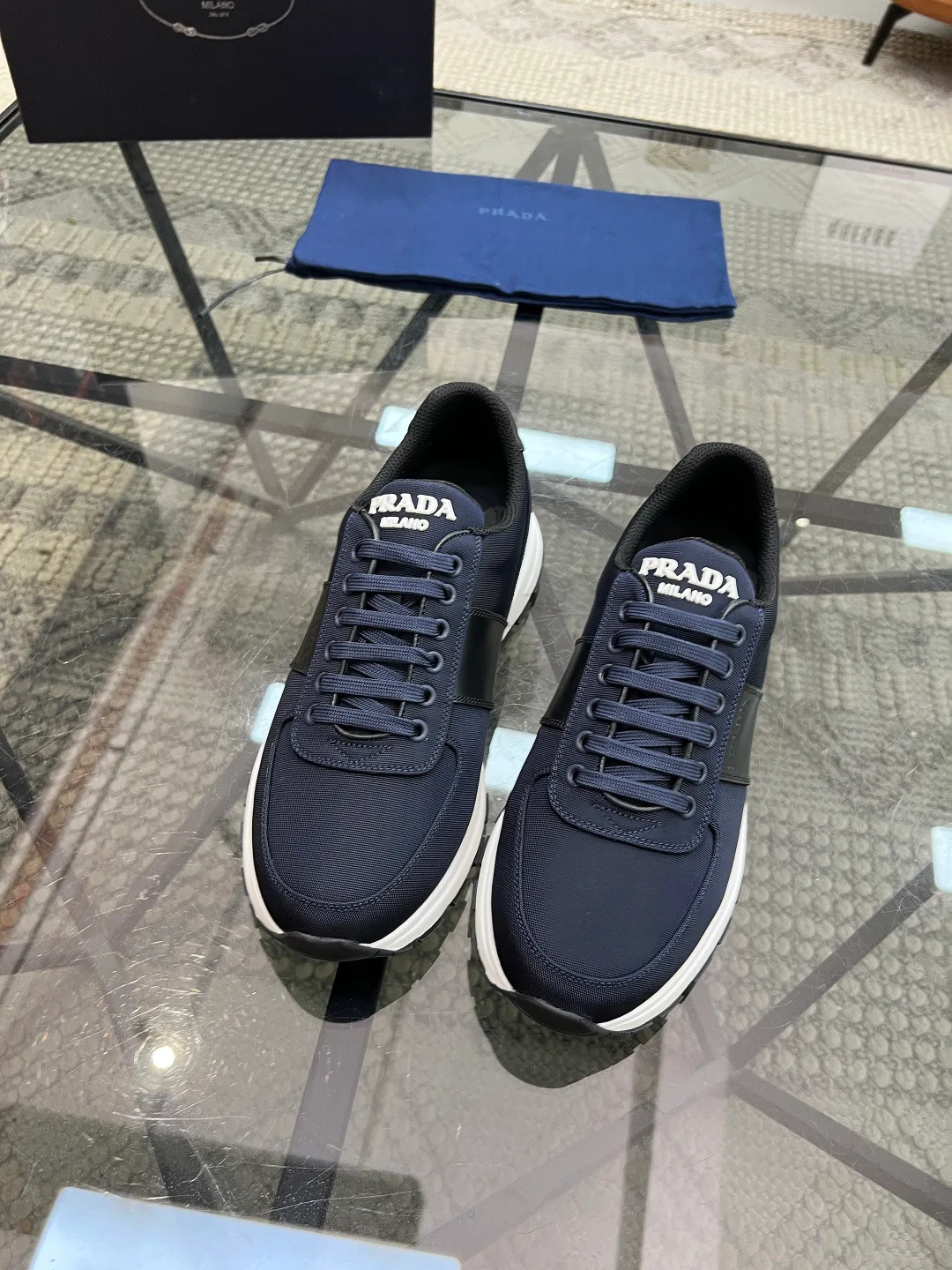 Men's Sneakers PRADA 17950923