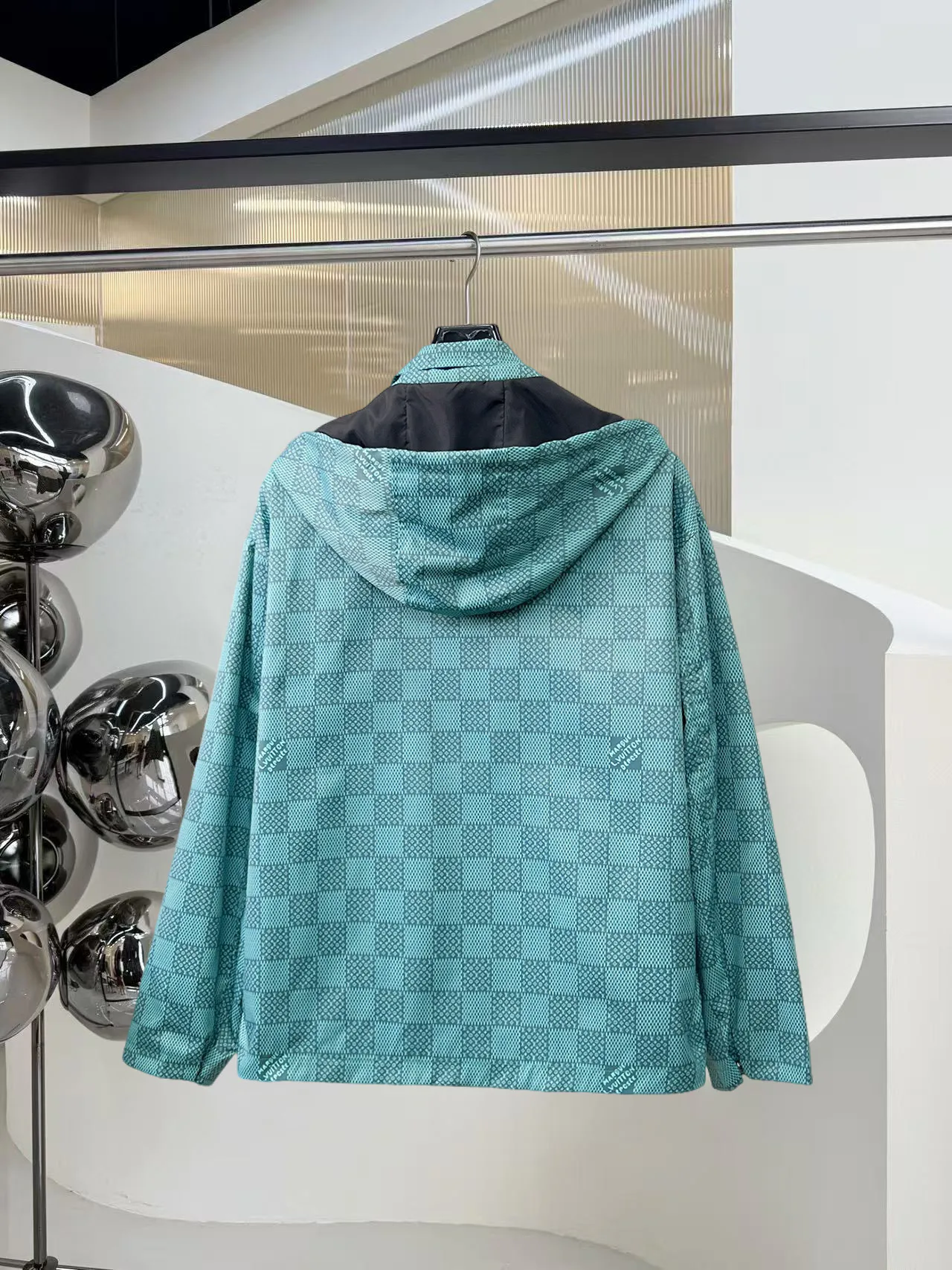 Men's Jackets And Down Jackets LOUIS VUITTON 18191472