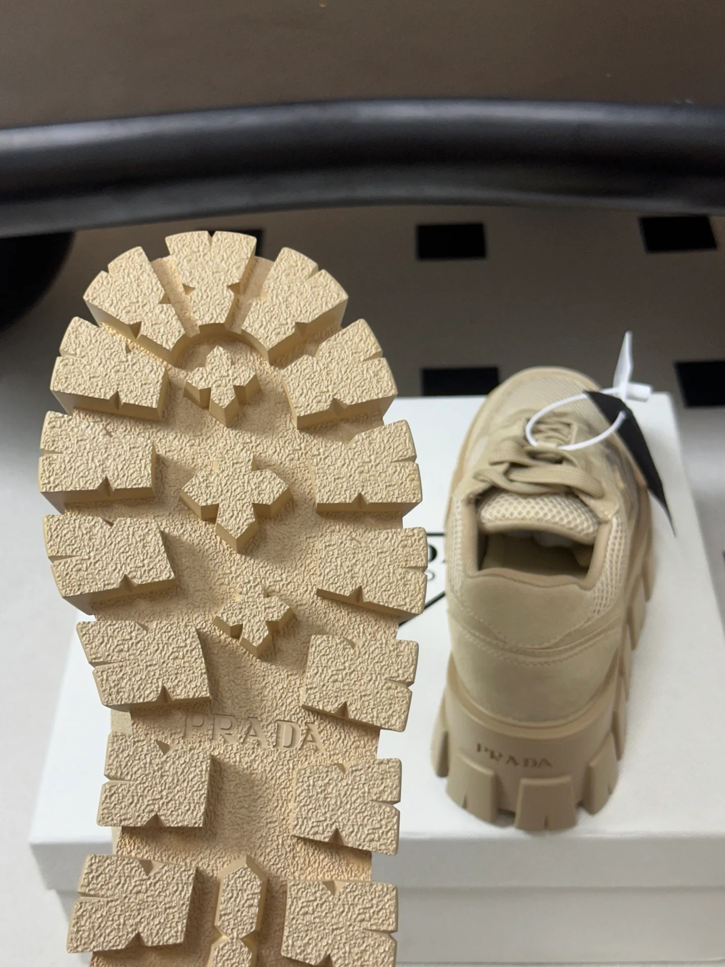 Women's Sneakers PRADA 18049585
