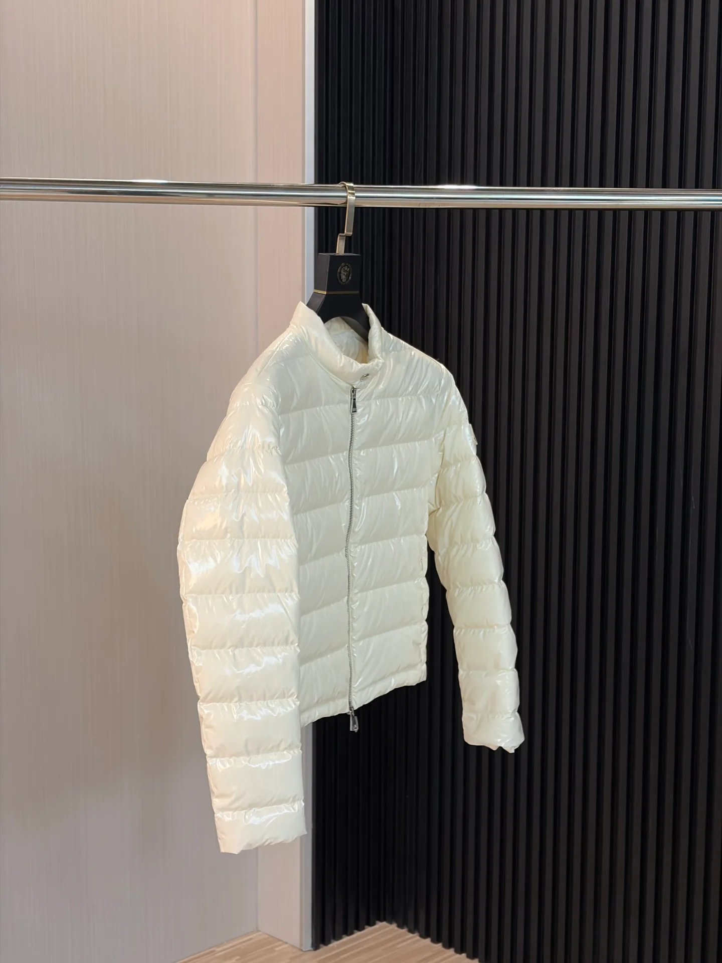 Men's Jackets And Down Jackets MONCLER 17908027
