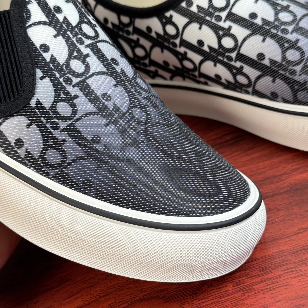 Men's Sneakers CHRISTIAN DIOR 18100592
