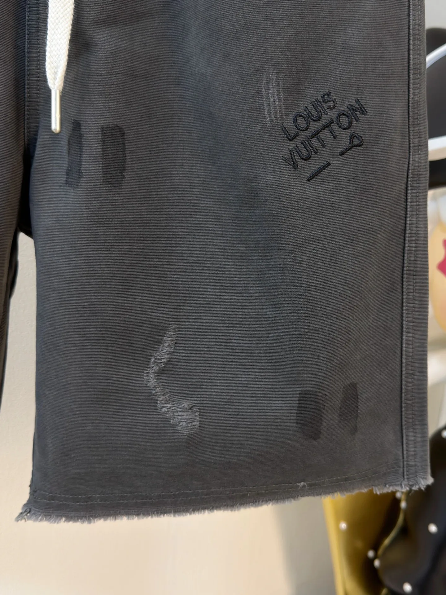 Men's Shorts LOUIS VUITTON 18296360