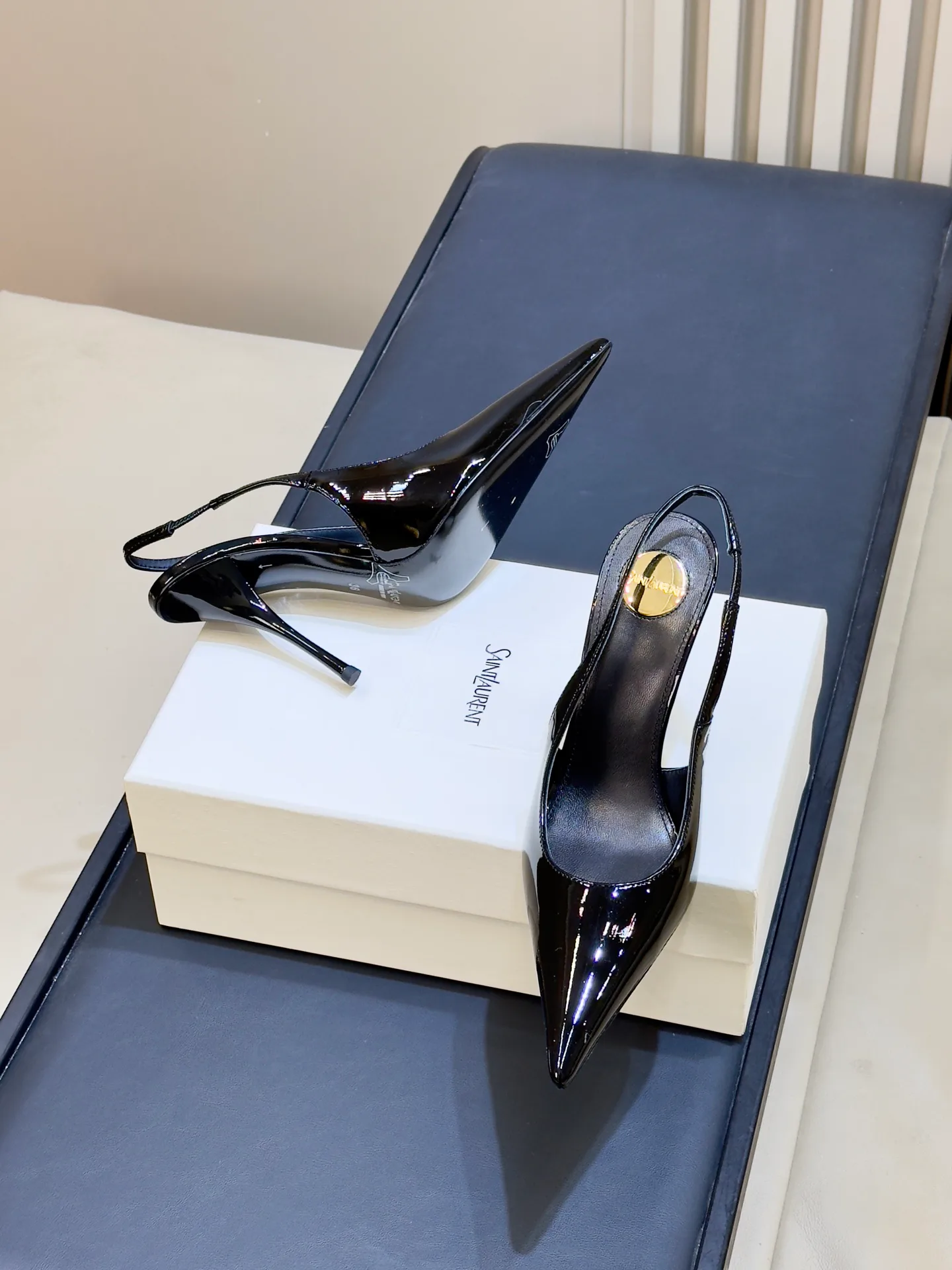 Women's Heels SAINT LAURENT 18073305