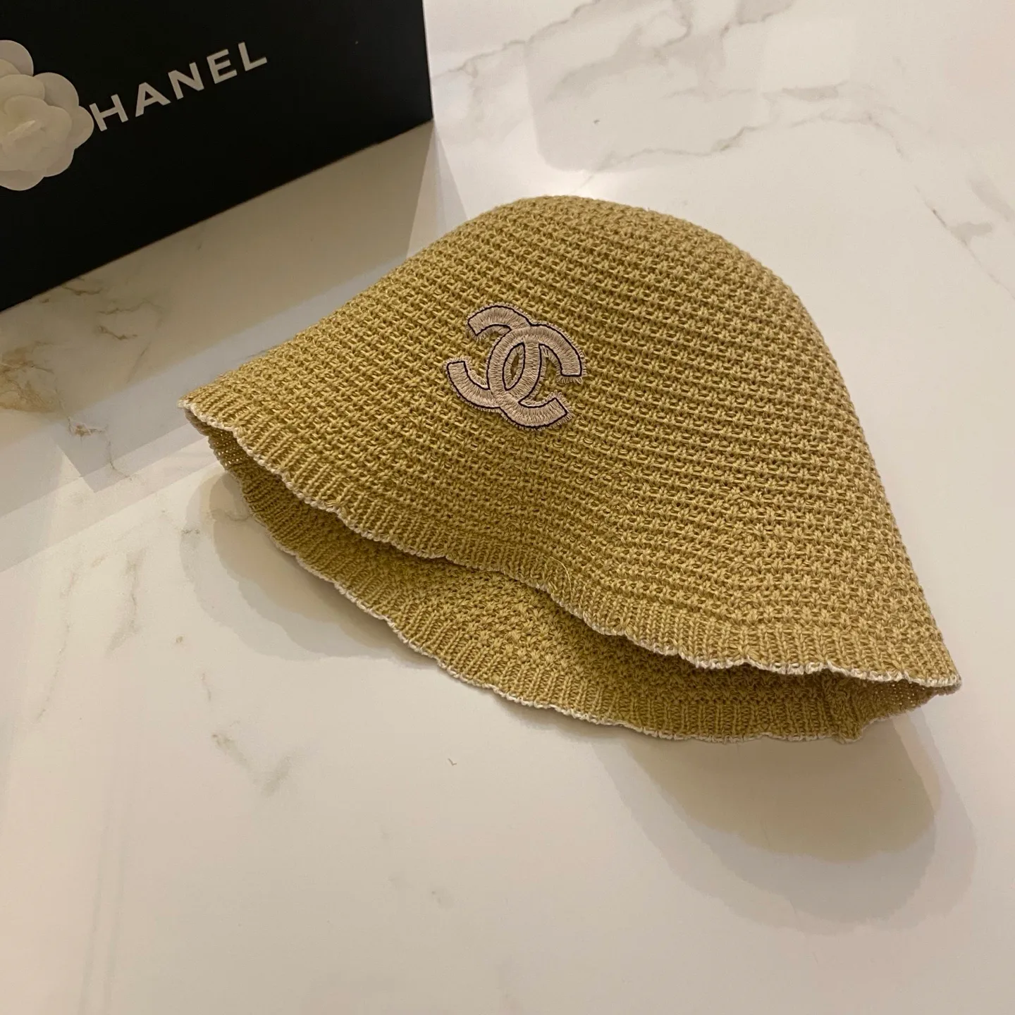 Hats CHANEL 17498307