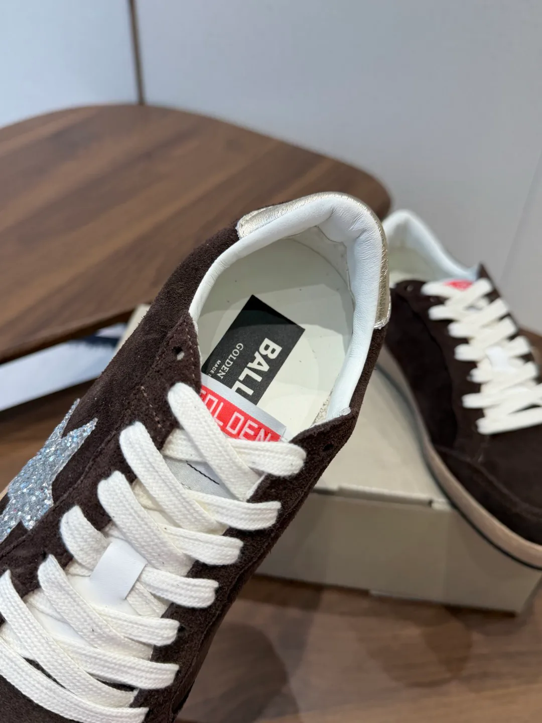 Women's Sneakers GOLDEN GOOSE 18357246