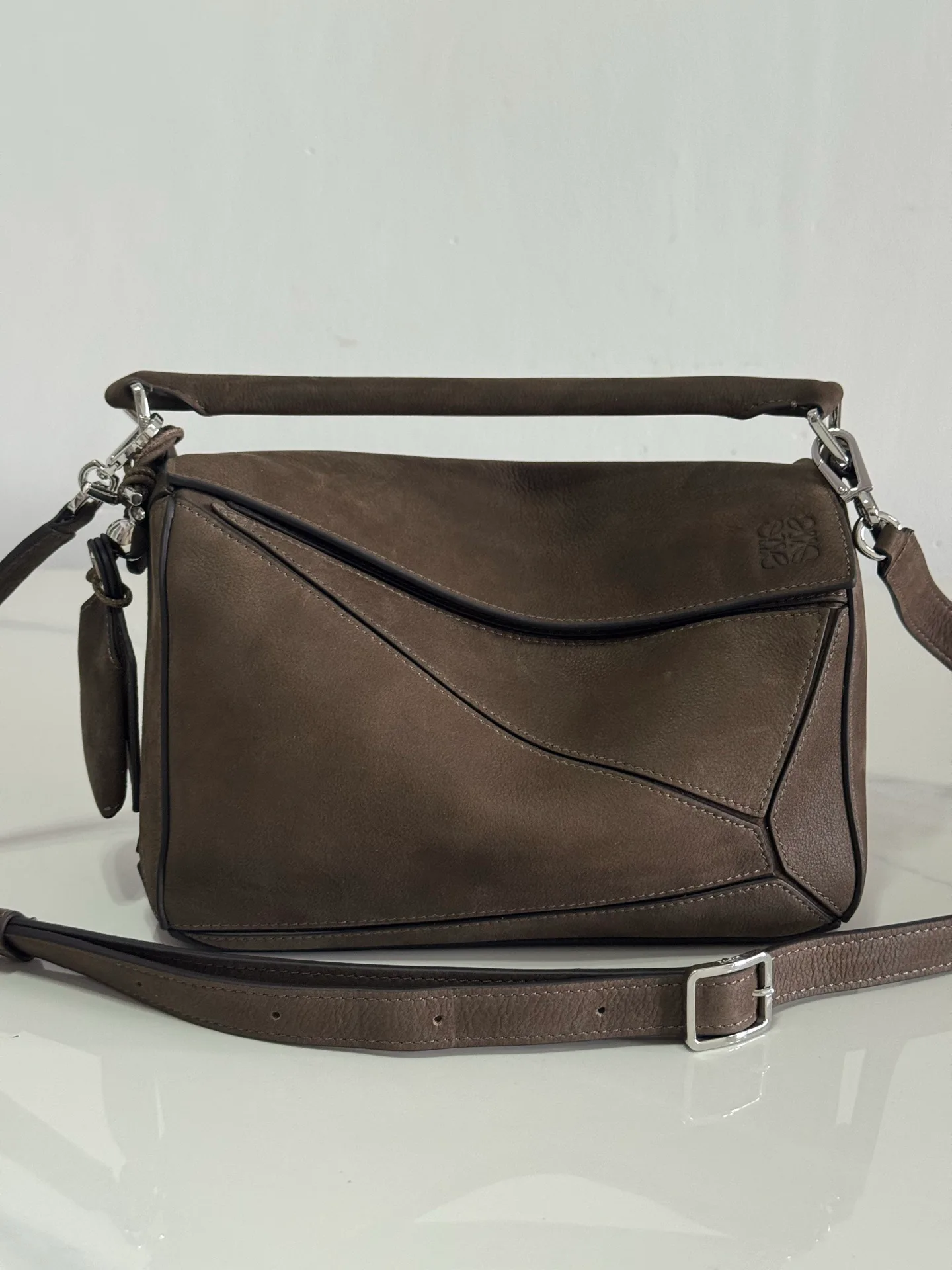 Women's Classic Handbags LOEWE 18434819