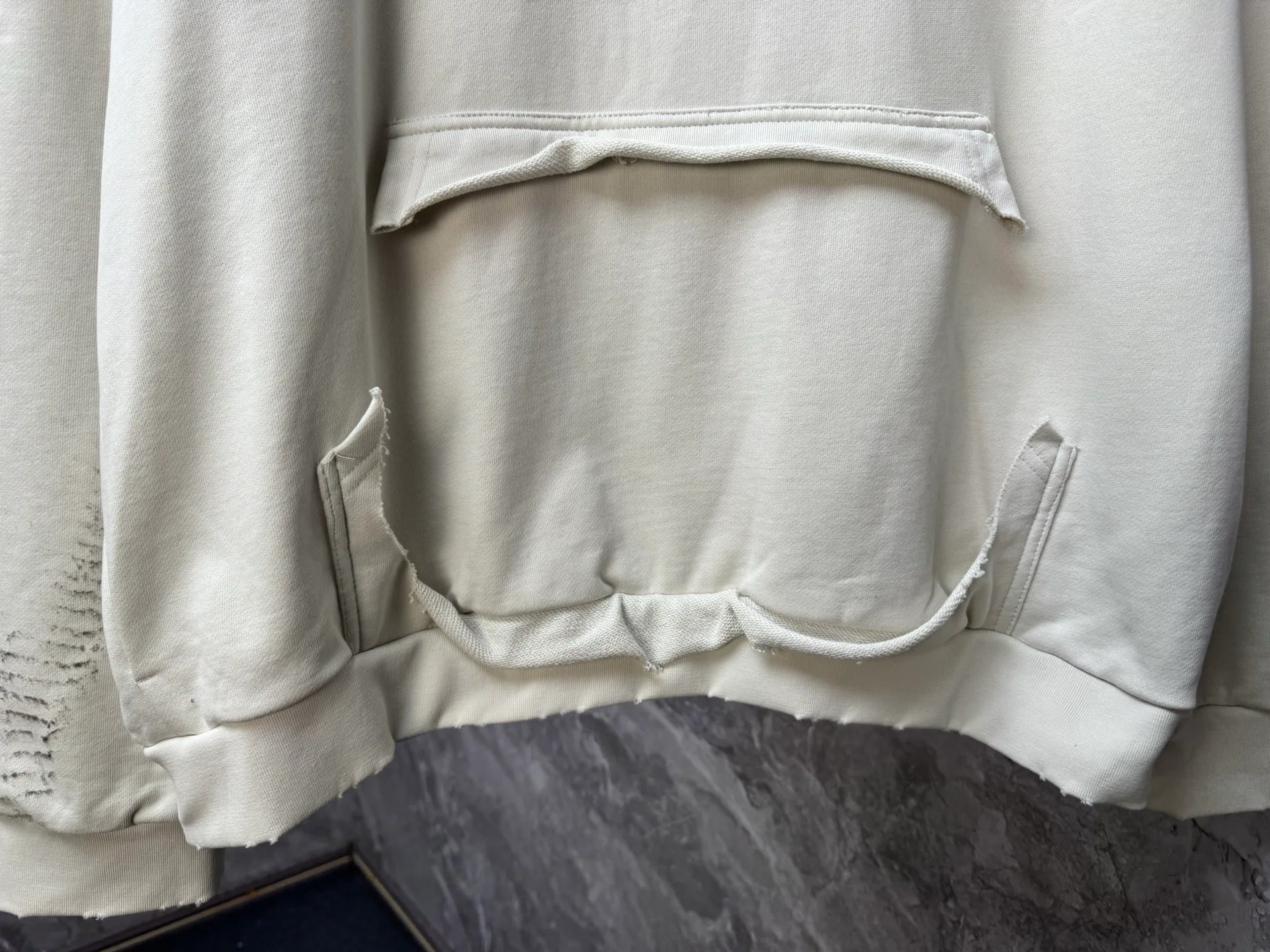 Women's Sweatshirts And Hoodies BALENCIAGA 18182364