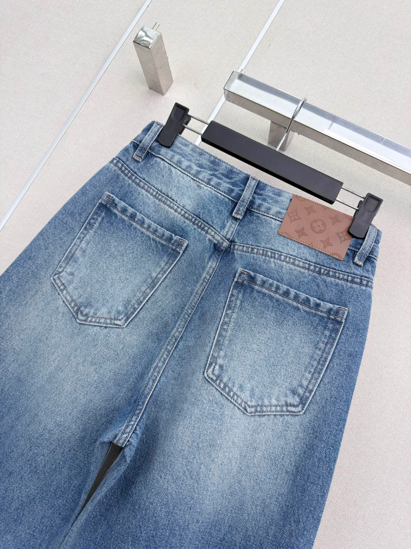 Women's Jeans LOUIS VUITTON 18501860