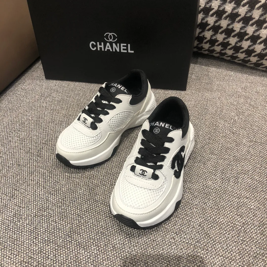 Кроссовки Женские Chanel 18591619
