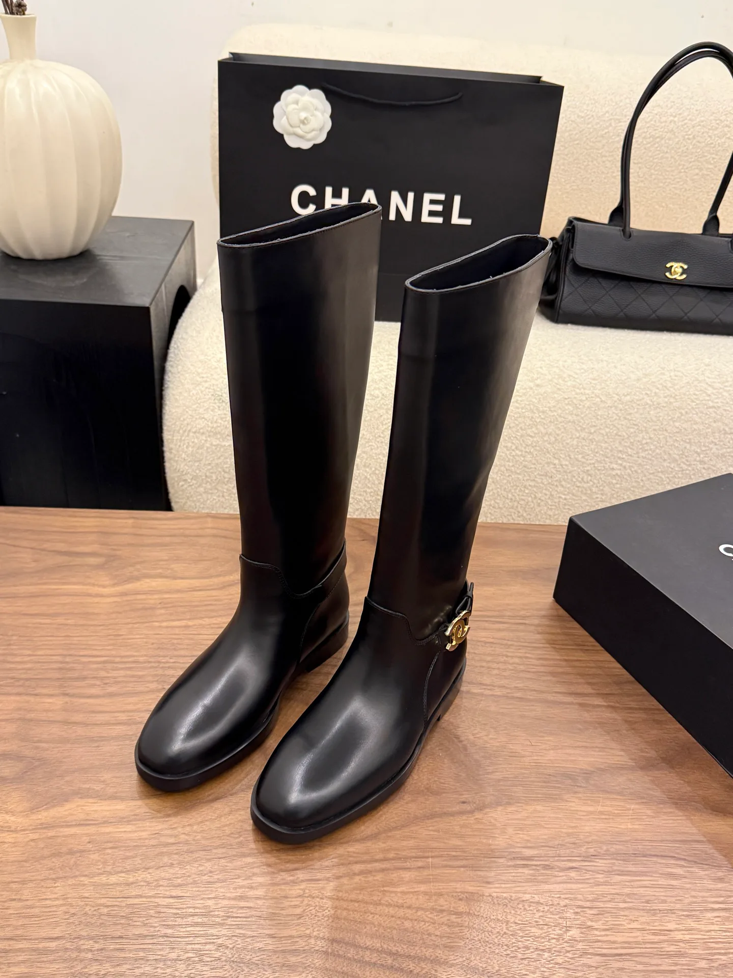 Women's Boots CHANEL 17916931