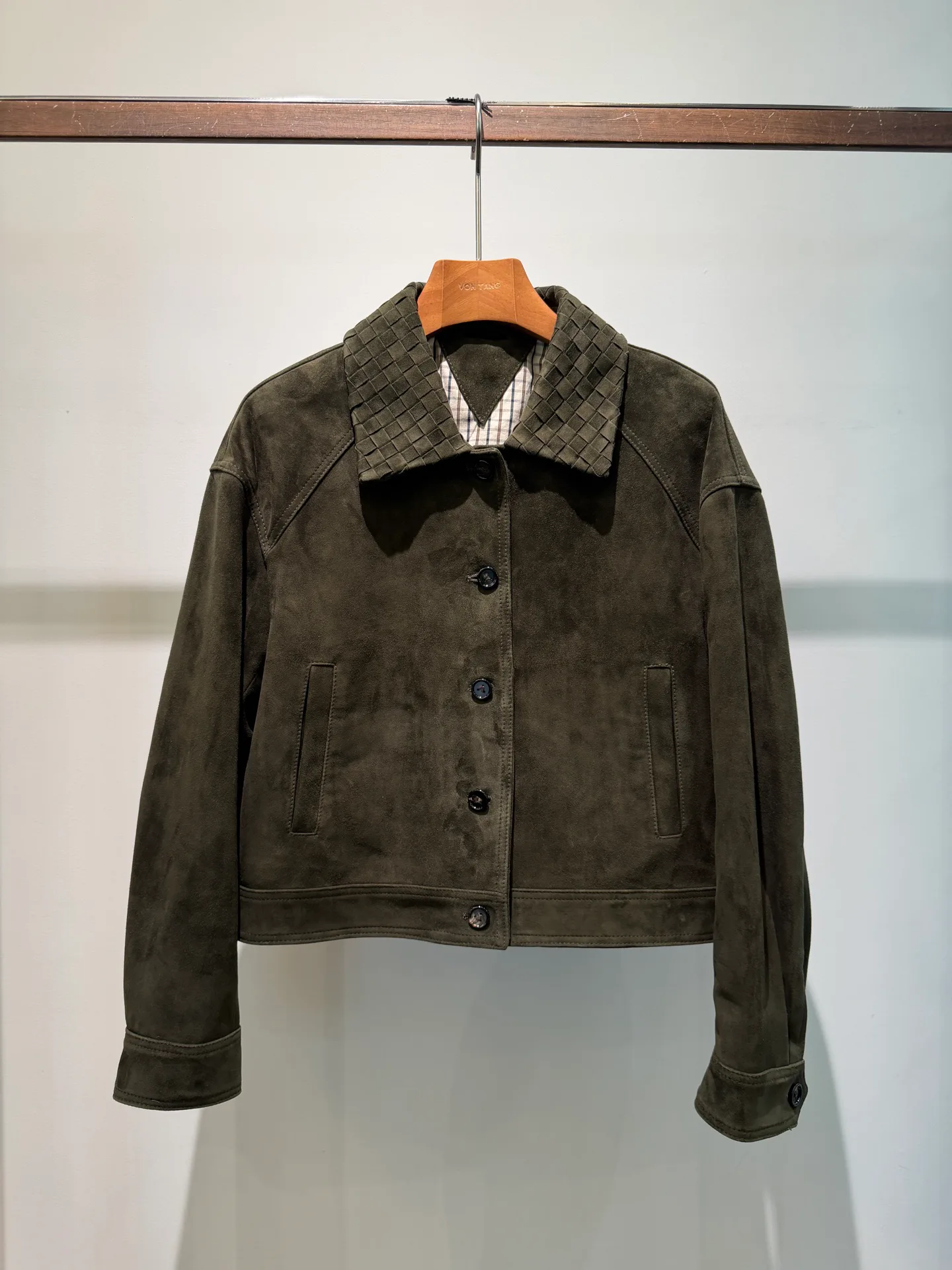 Women's Leather Jackets And Sheepskin Coats BOTTEGA VENETA 18227455