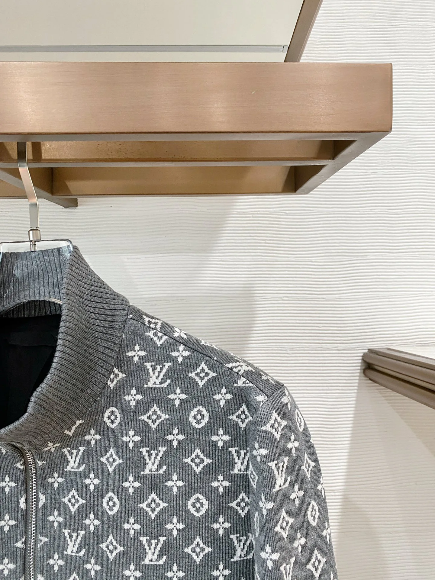 Men's Jackets And Down Jackets LOUIS VUITTON 17993483