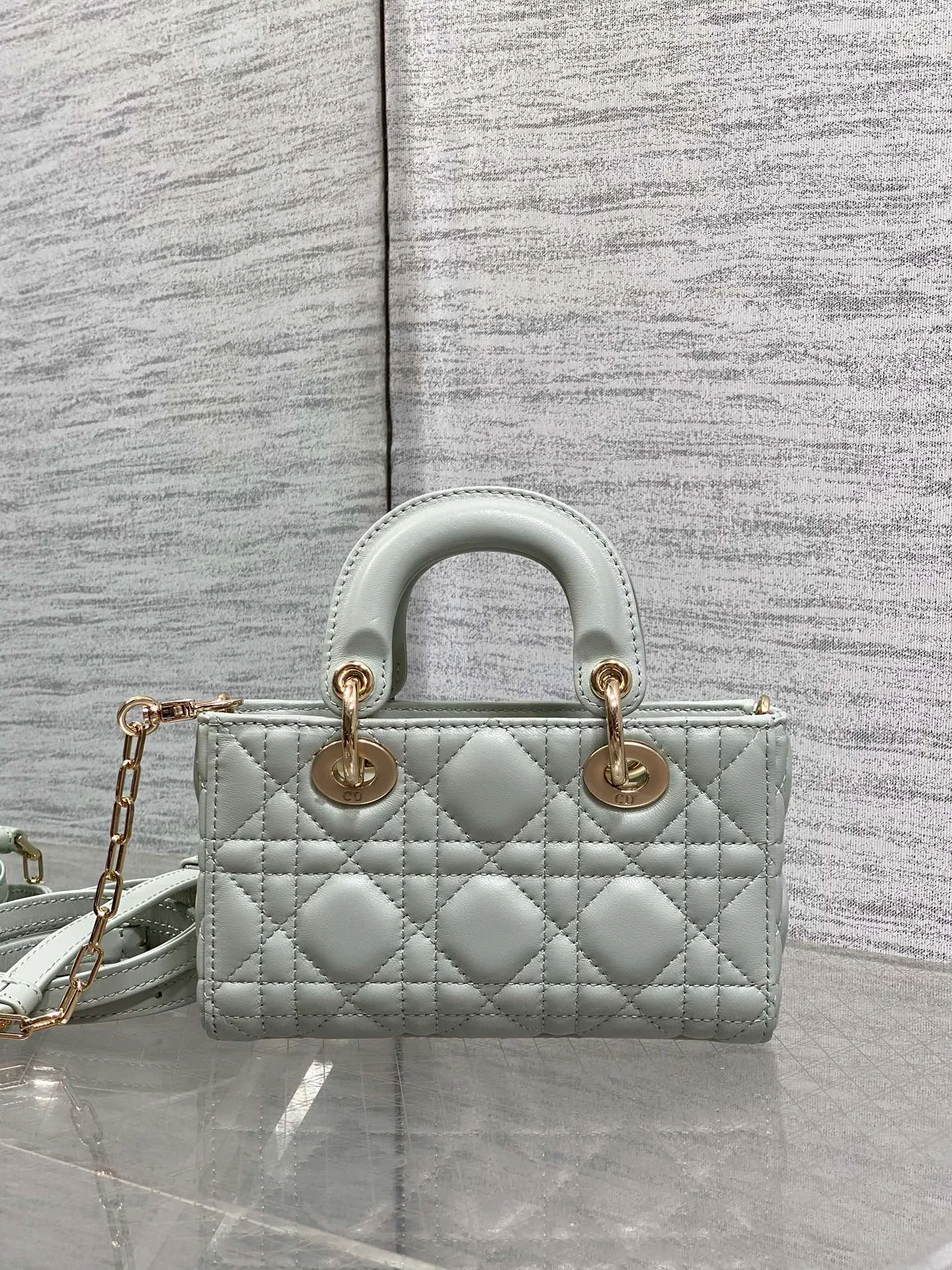 Women's Classic Handbags CHRISTIAN DIOR 18392896