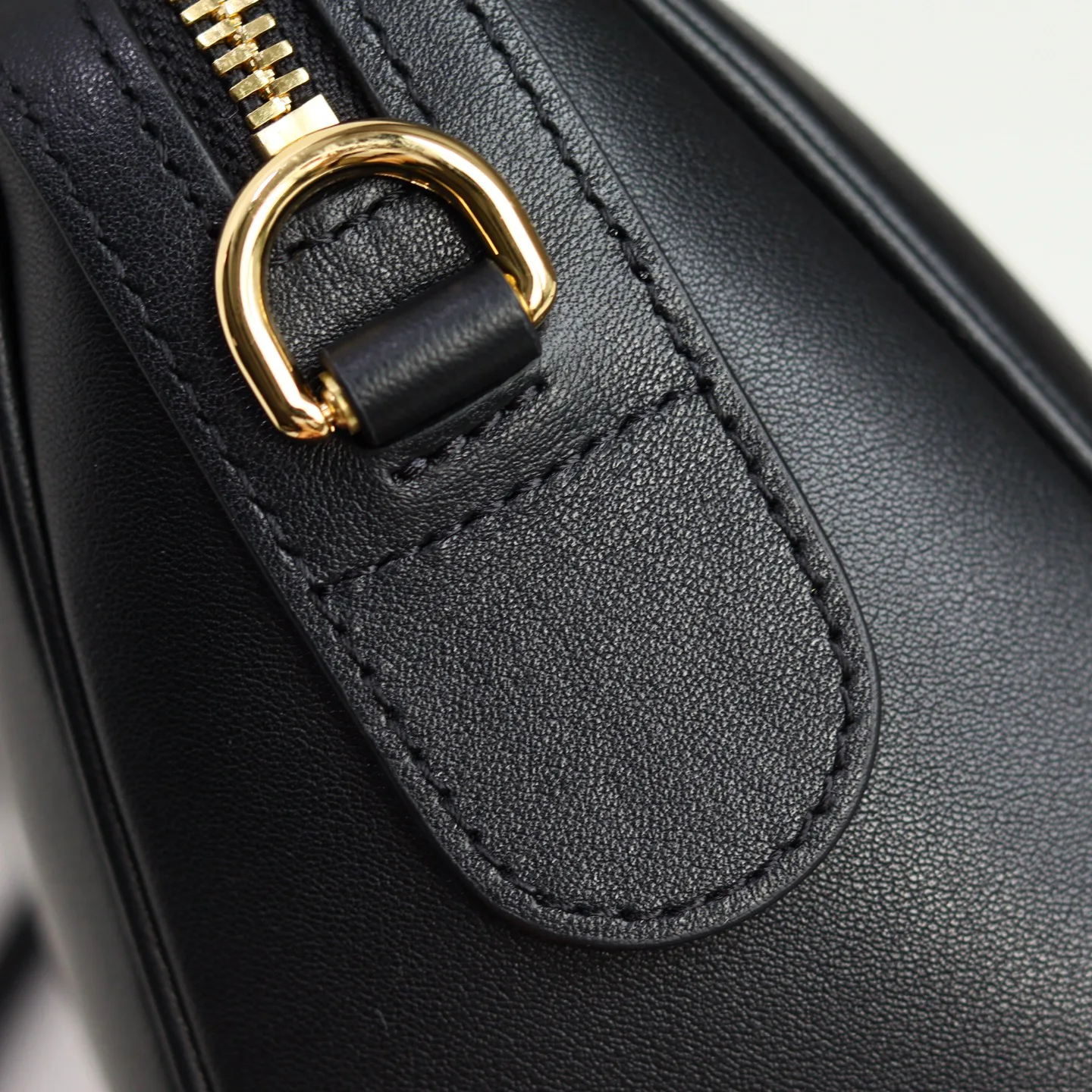 Классические Сумки Женские Gucci 18614484