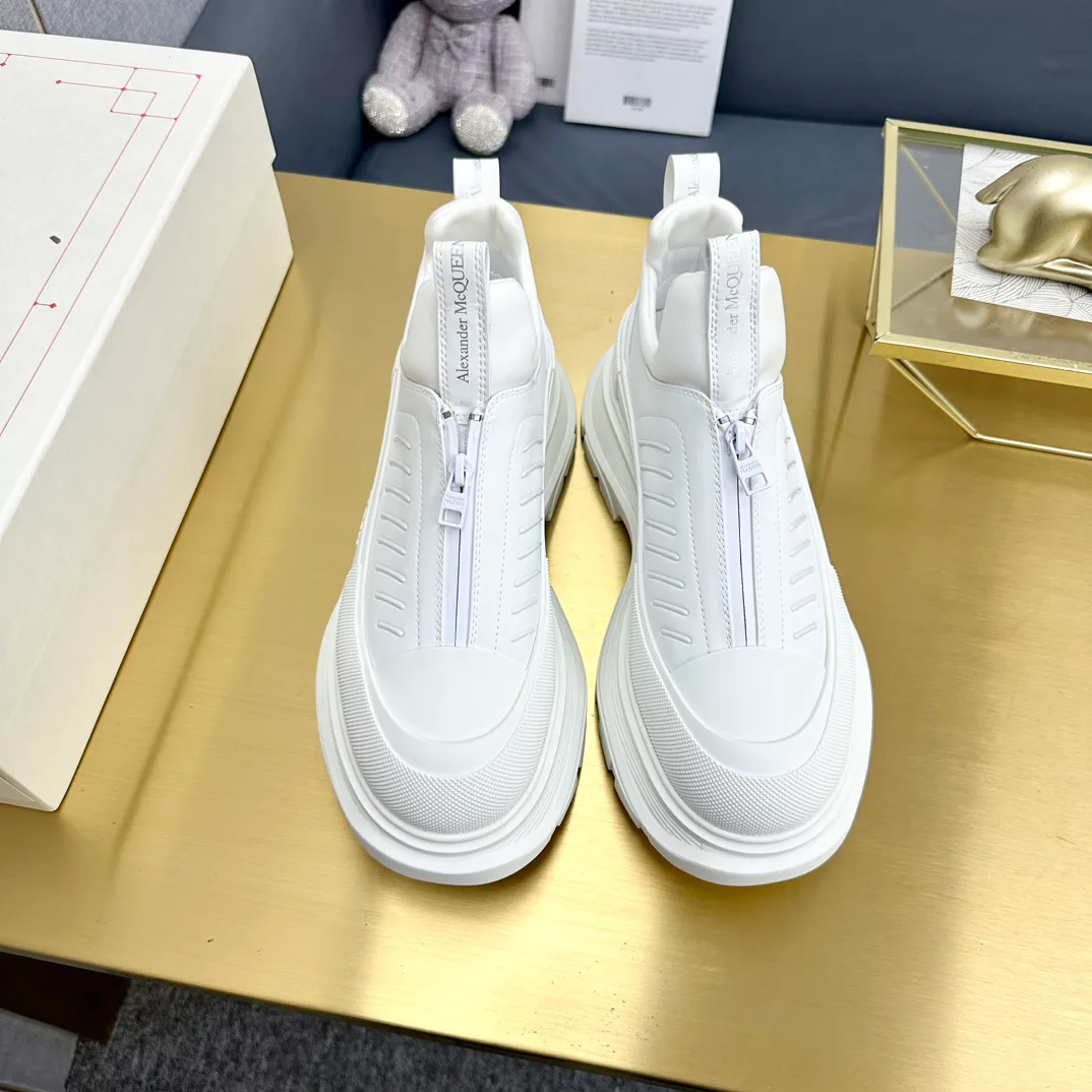 Women's Sneakers ALEXANDER MCQUEEN 18397475