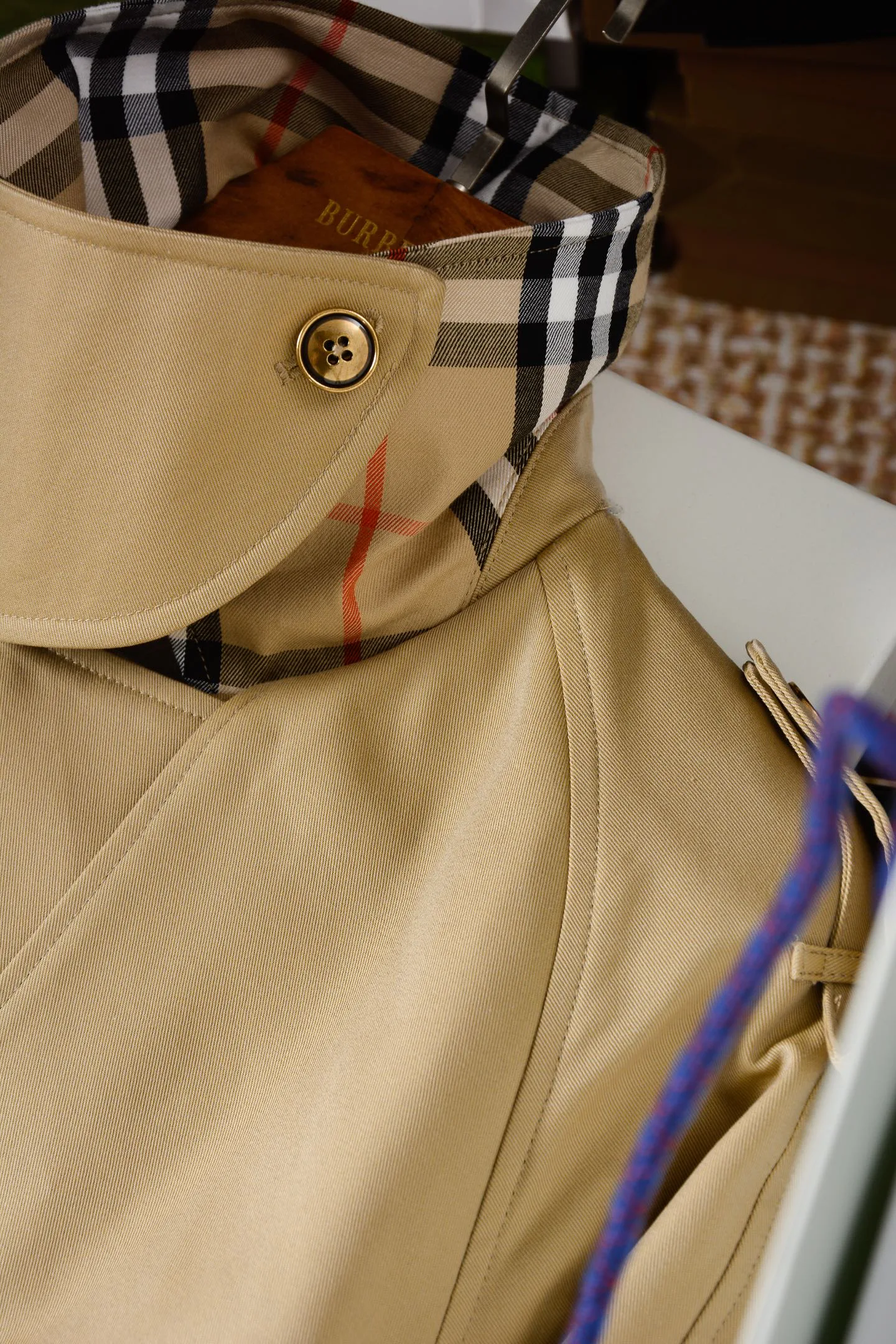 Women's Trench Coats BURBERRY 17998589