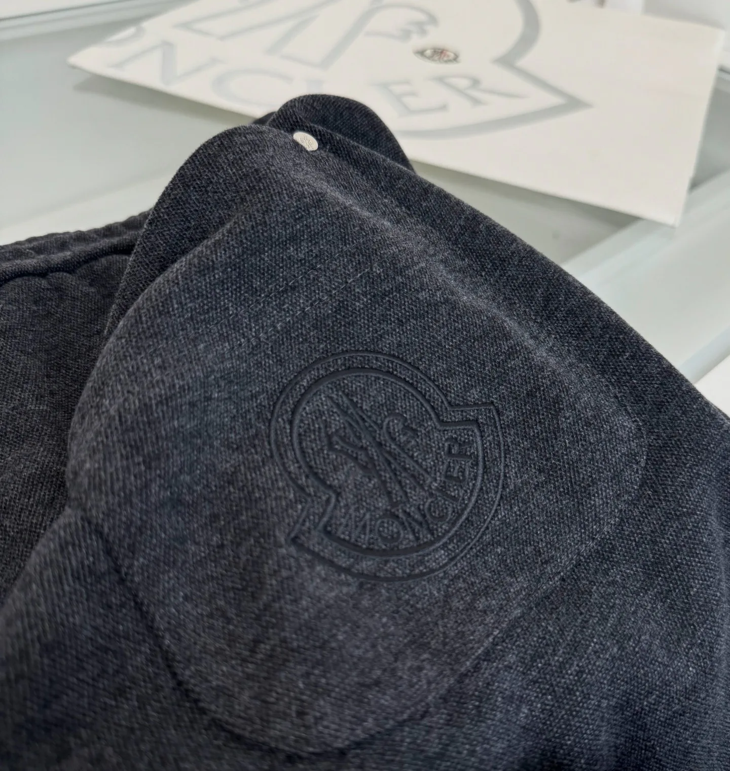 Men's Trousers MONCLER 18244485