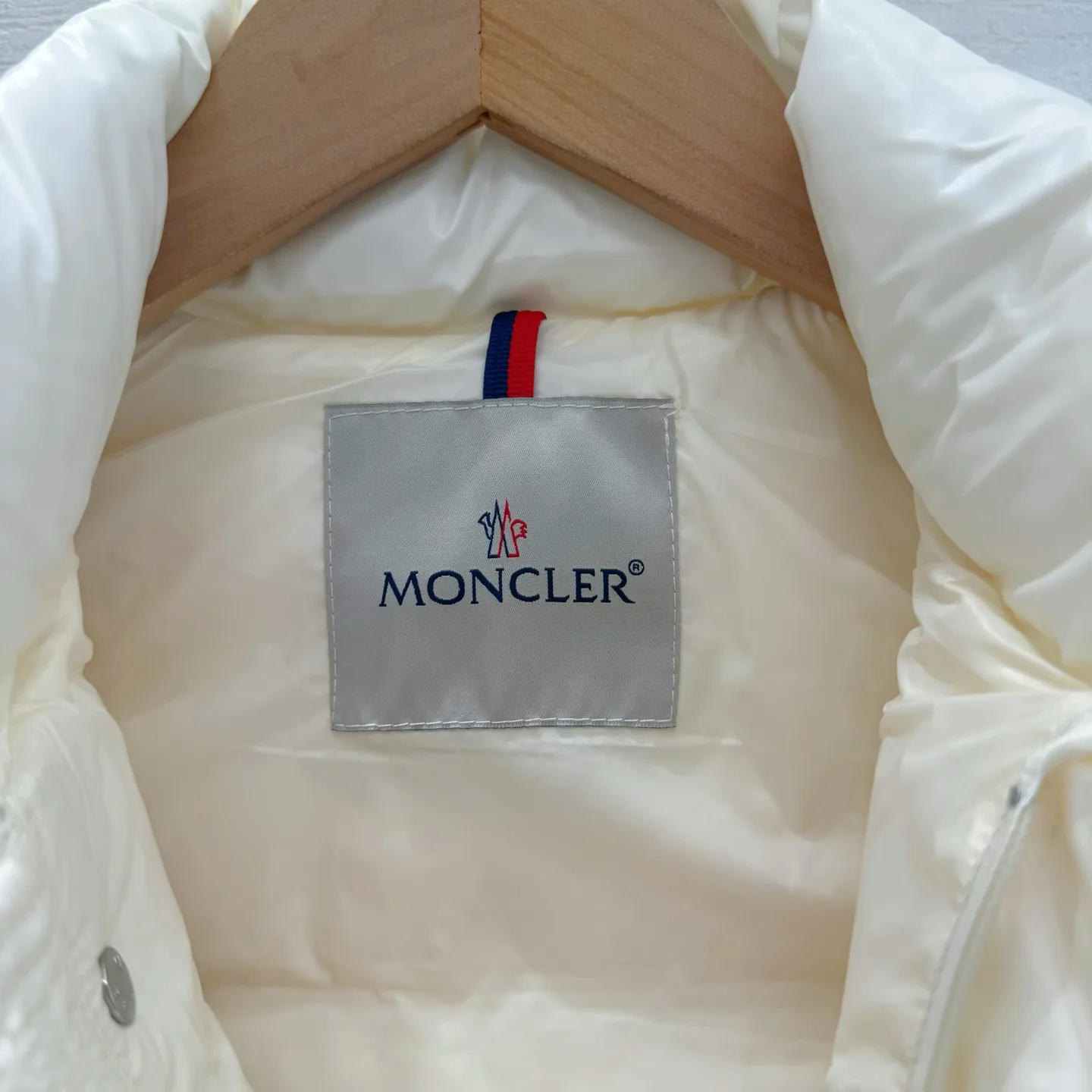 Men's Vests MONCLER 18434465