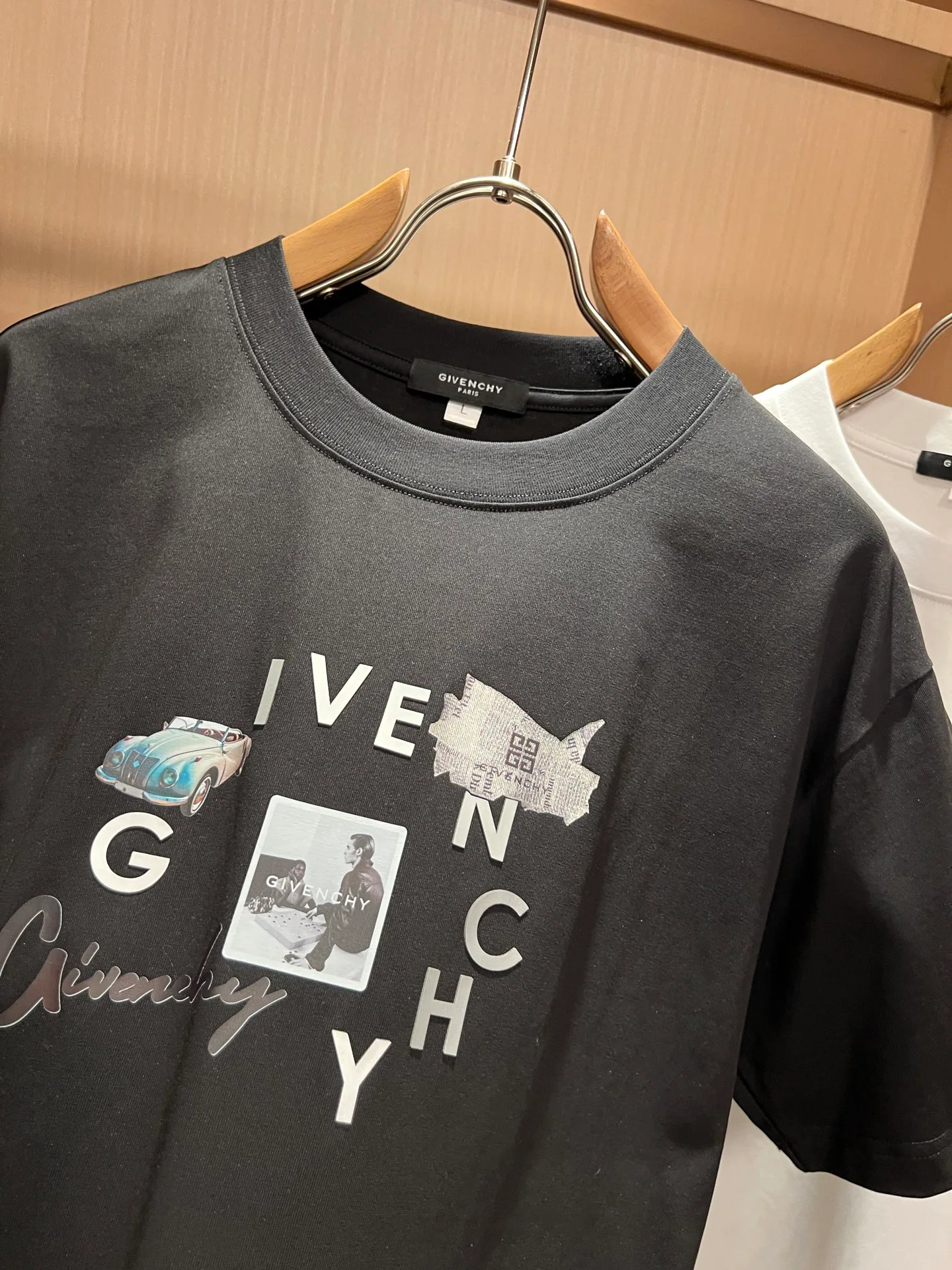 Men's T-Shirts GIVENCHY 18343328