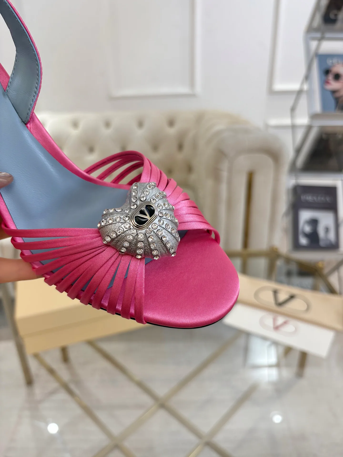 Women's Open-Toe Sandals VALENTINO 18135270
